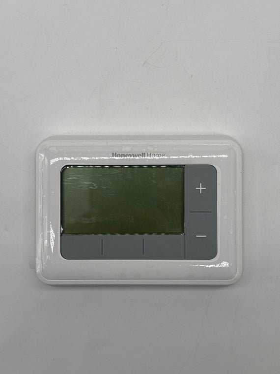 Honeywell Home T5 RTH7560E Programmable Thermostat Heat Cool Digital White Used
