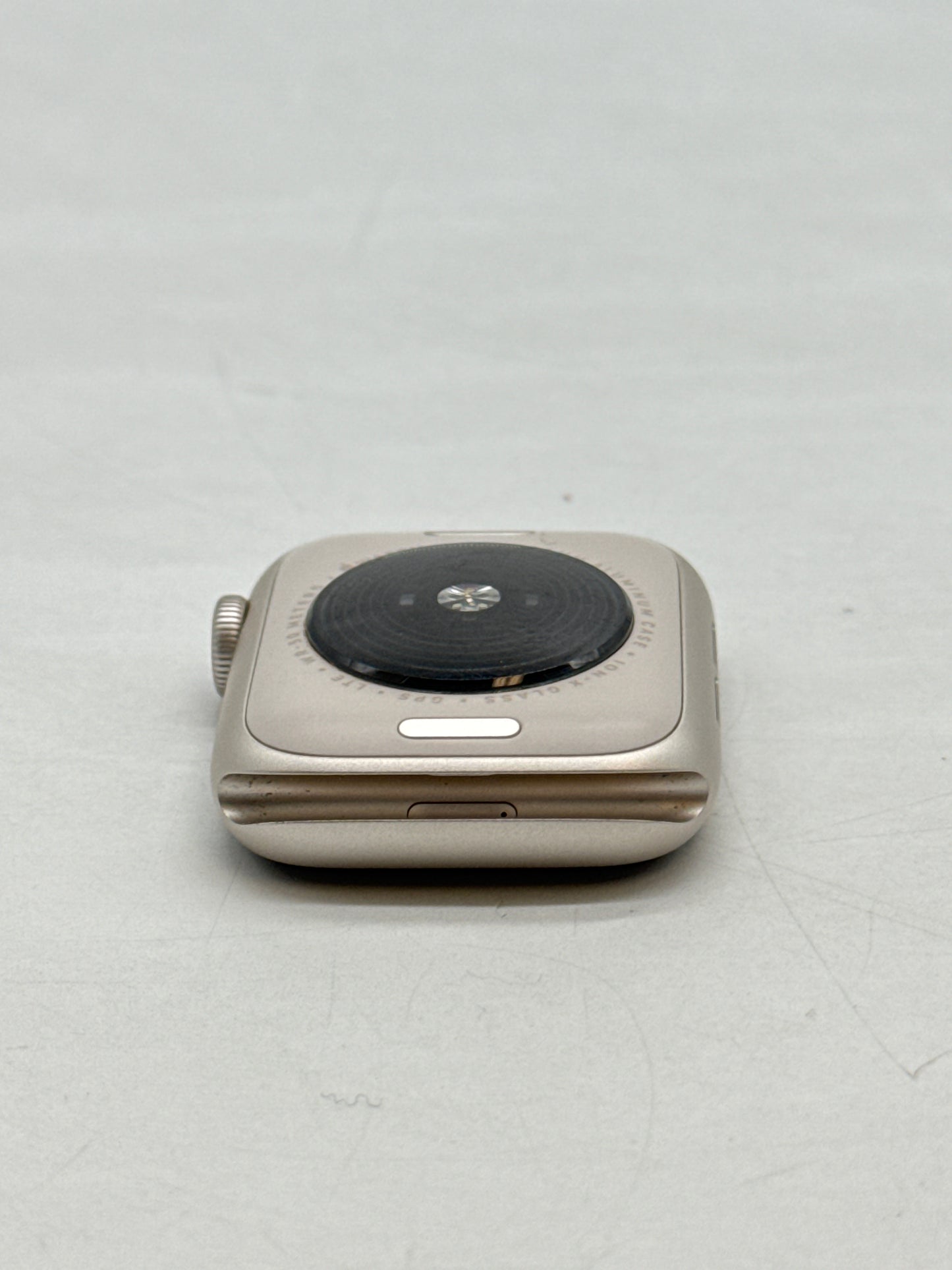 Unlocked Apple Watch SE 2nd Gen A2726 40mm GPS + Cellular Starlight Aluminium