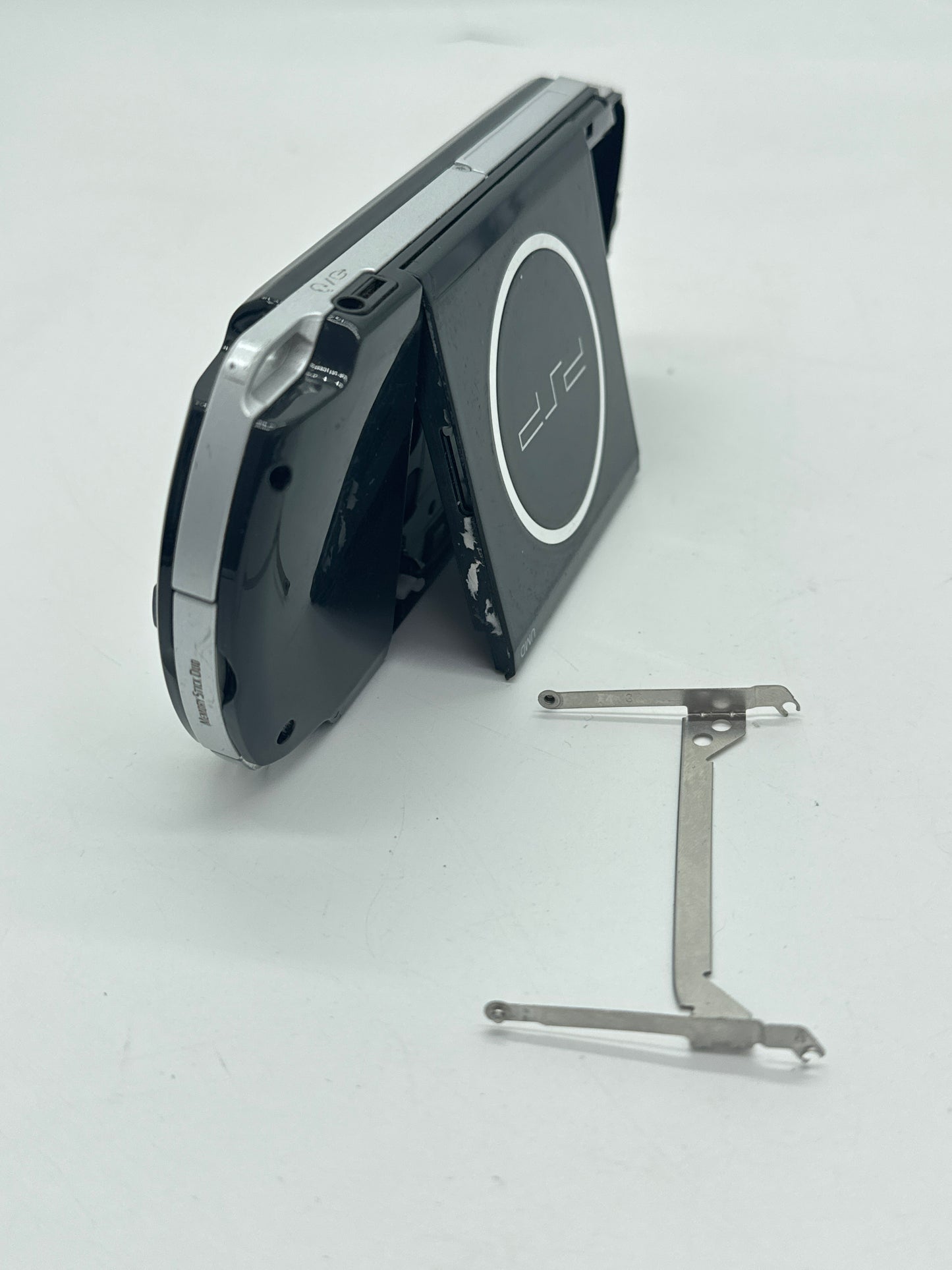 Sony PSP-3010 Black Console #246 No Battery or Lid No Charger BAD UMD AS IS