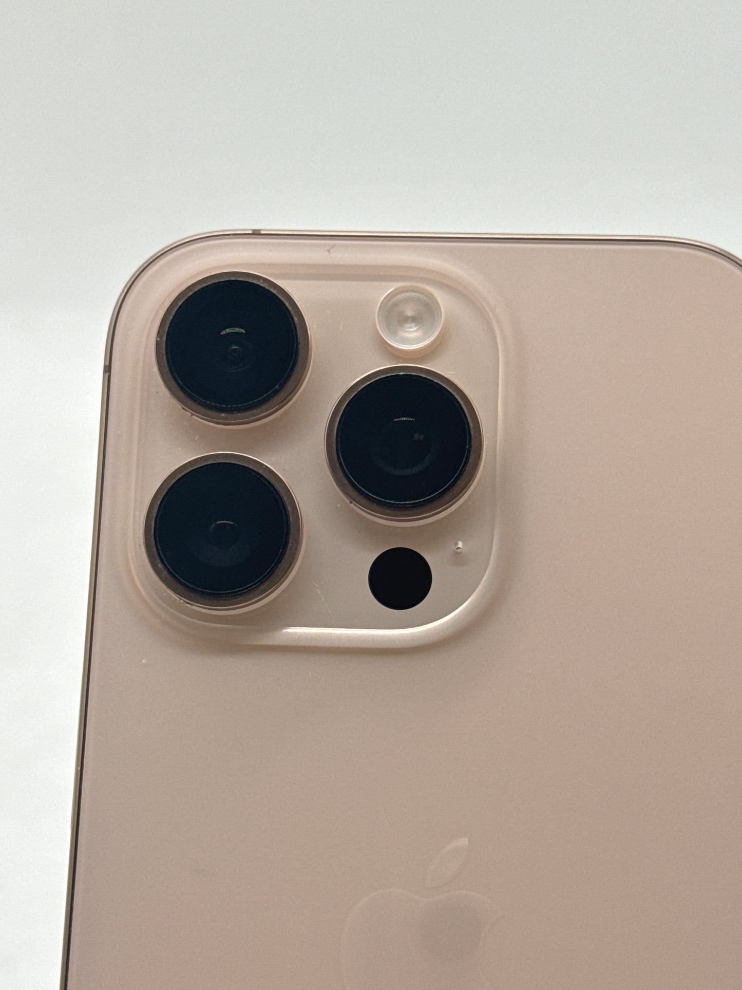 AT&T Apple iPhone 16 Pro A3083 256GB Desert Titanium 93% Battery Health 326 Cycle