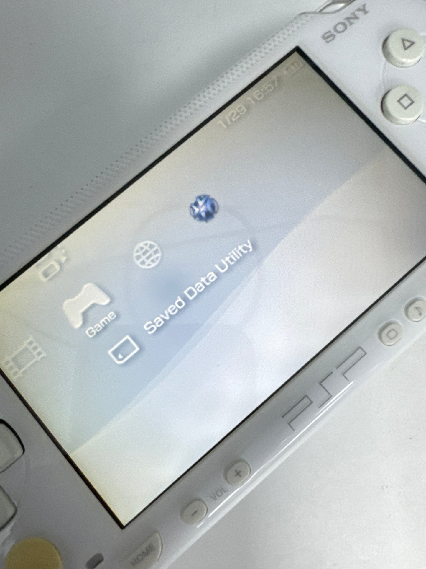 Sony PSP-1000 White Console #38 w/ 3600mAh Battery No Charger