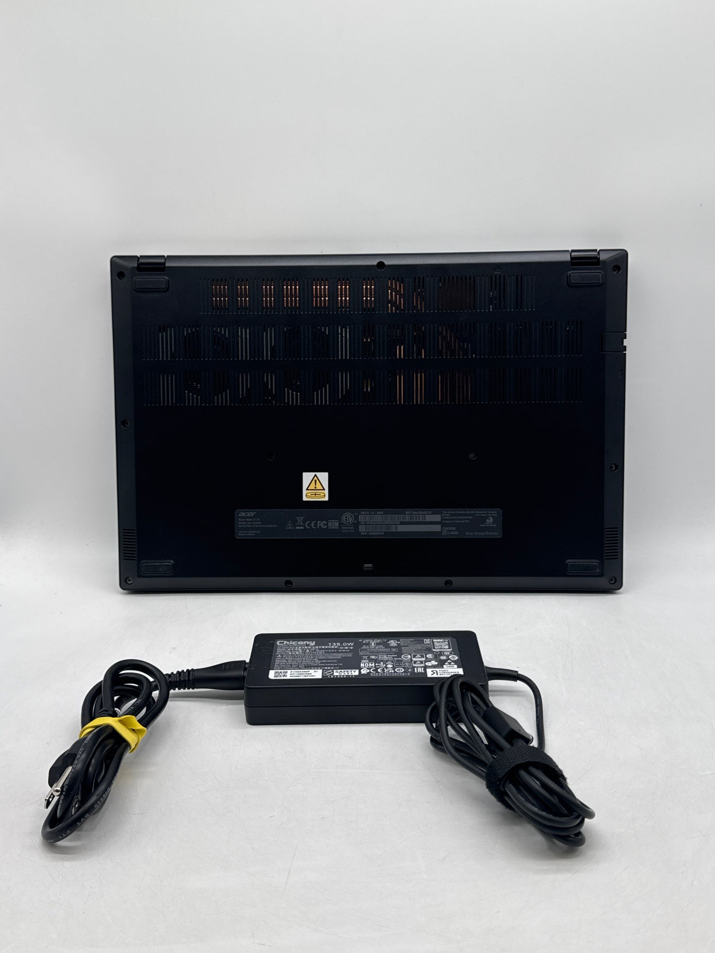 Acer Nitro V 15 15.6" 144hz Core i9-13900H 16GB RAM 512GB SSD RTX 4060 8GB