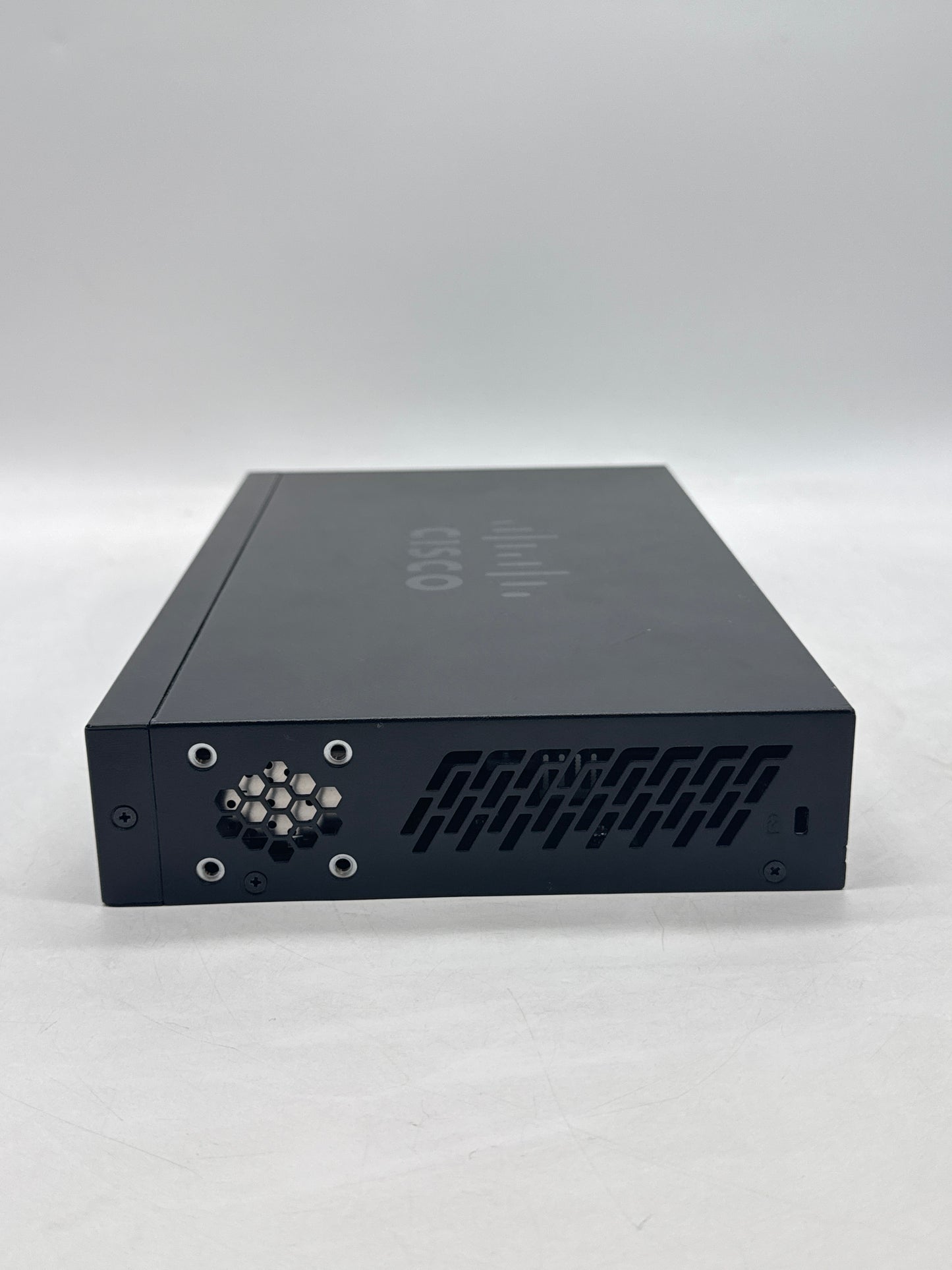 Cisco SG112-24 24-Port Unmanaged Compact Network Switch