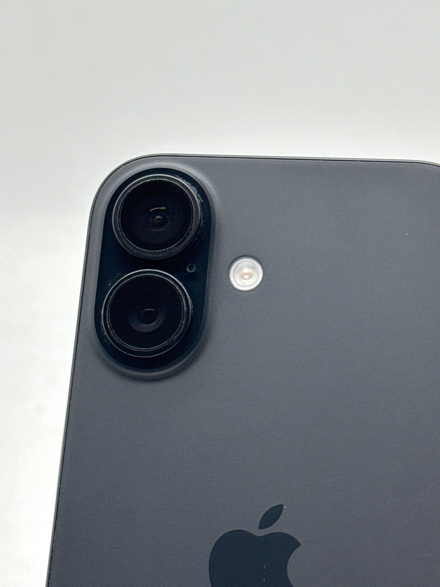 AT&T Apple iPhone 16 A3081 128GB Black - Remotely Managed