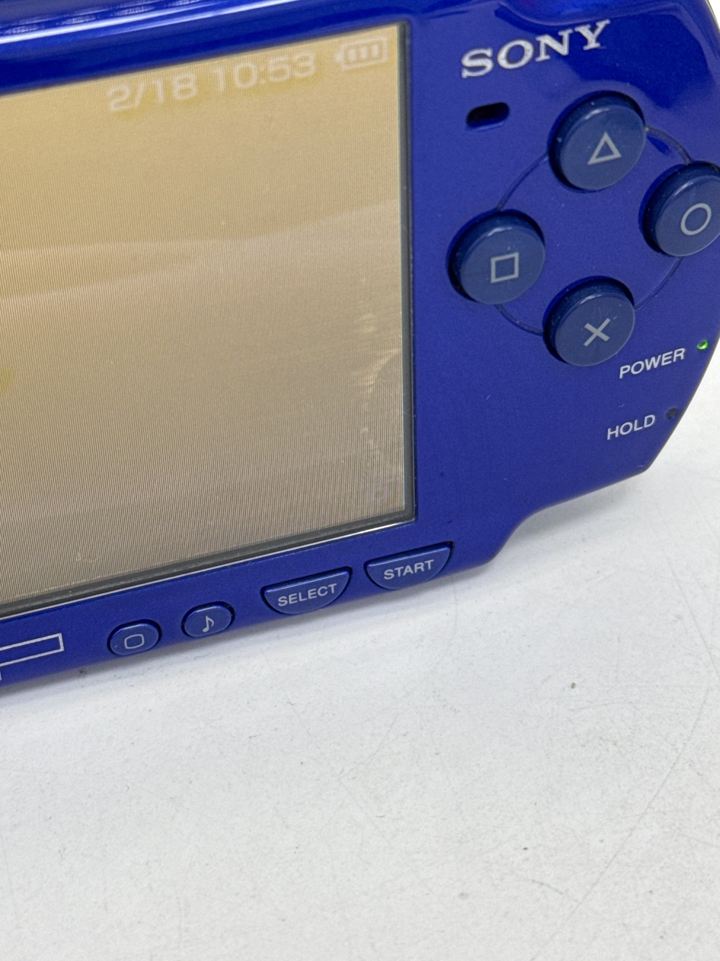 Sony PlayStation PSP-2000 Blue Console Only #375 No Back Lid Spot on Display READ AS IS