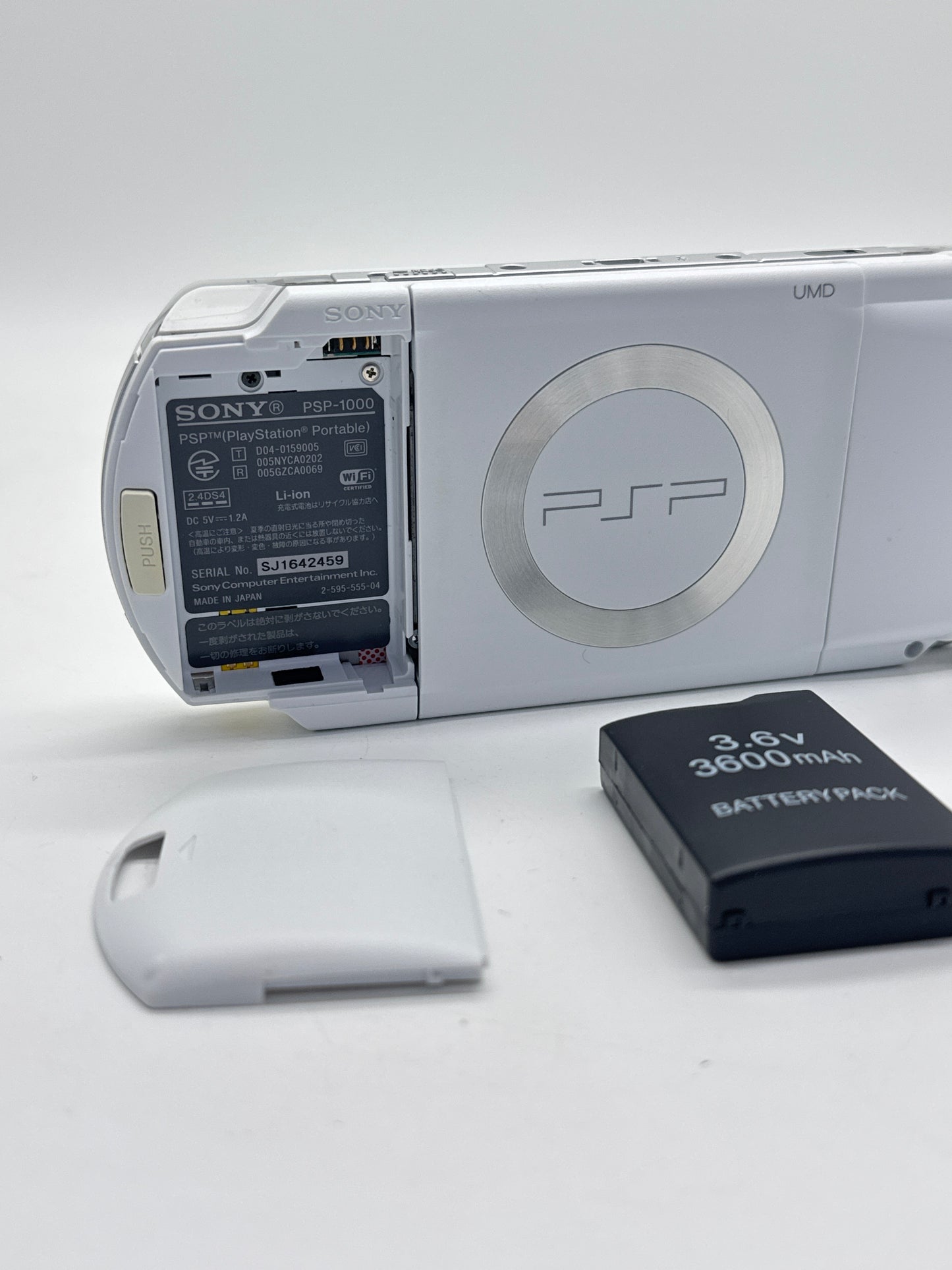 Sony PSP-1000 White Console #97 w/3600mAh Battery & No Charger Noisy Disc Drive
