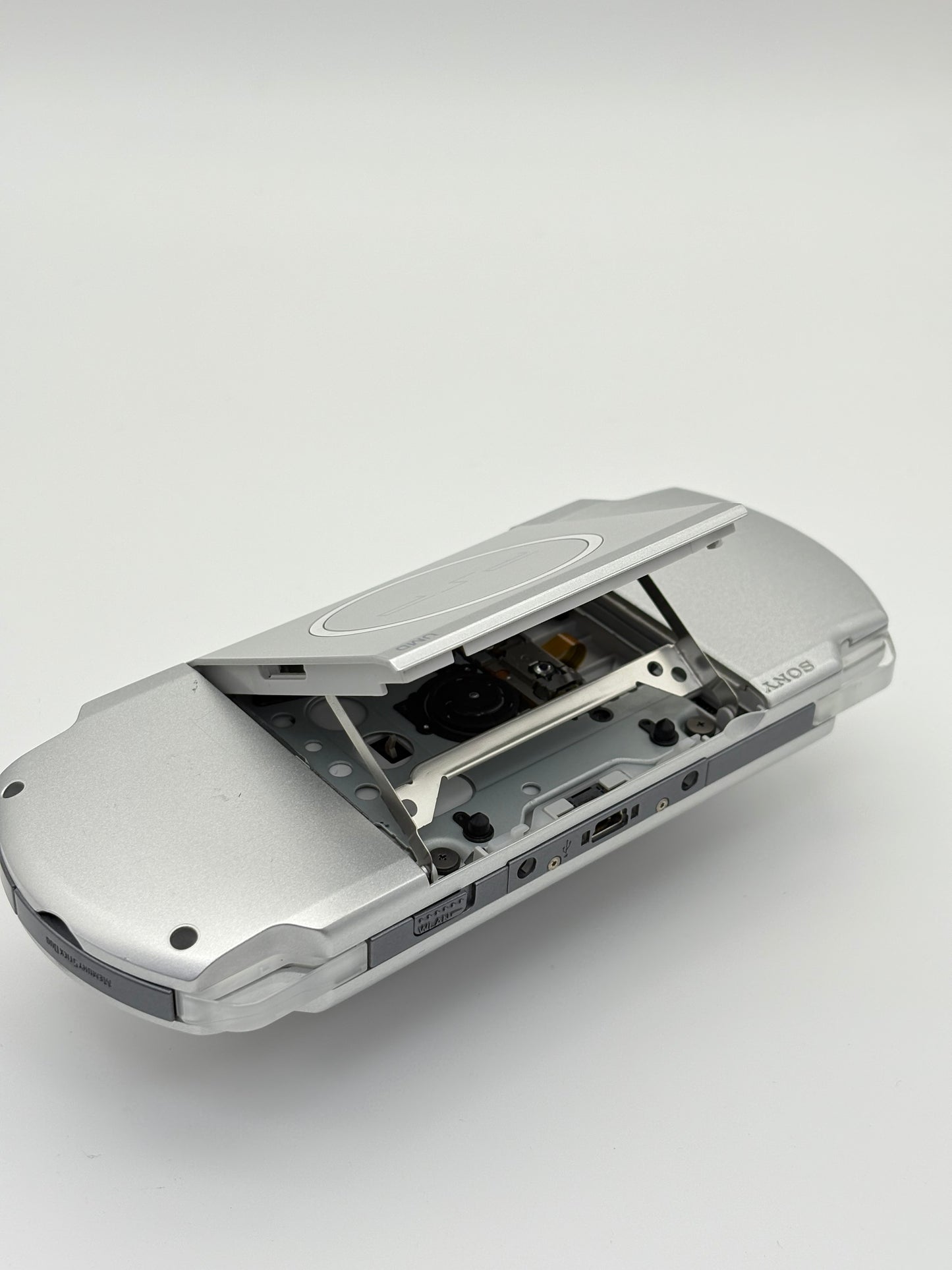 Sony PSP-3000 Silver Console #206 w/1200 mAh Battery