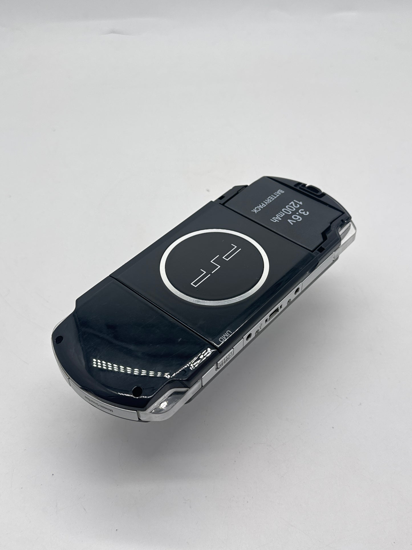 PlayStation Portable PSP-3000 Piano Black Console #671 - Missing Battery Lid - Bad UMD