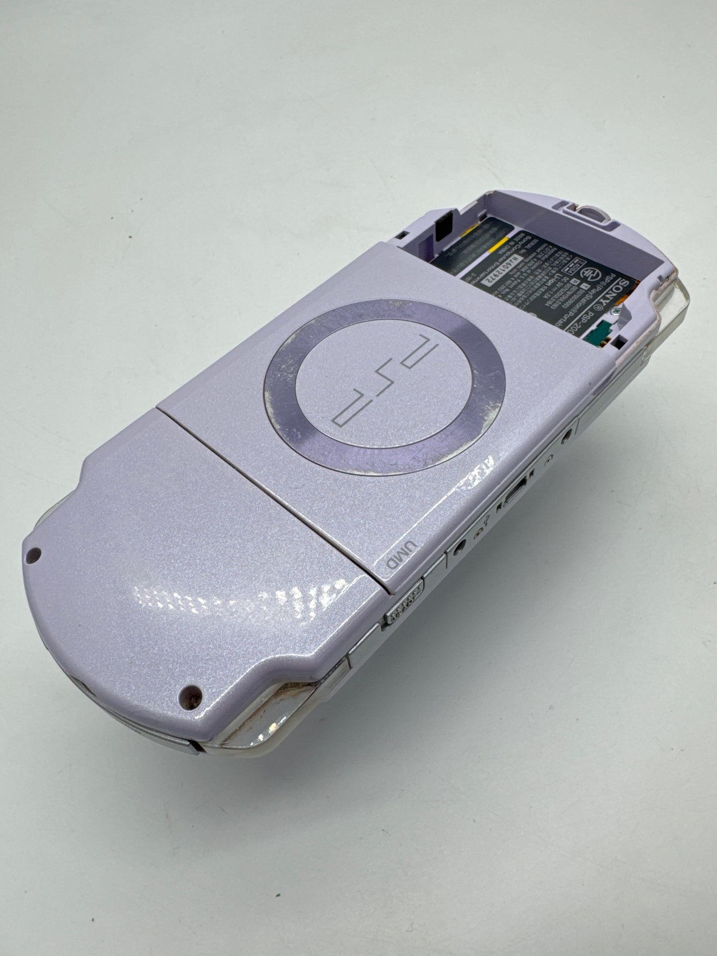 Sony PSP-2000 Lavender Console #224 No Battery or Lid No Charger Bad Power Button AS IS