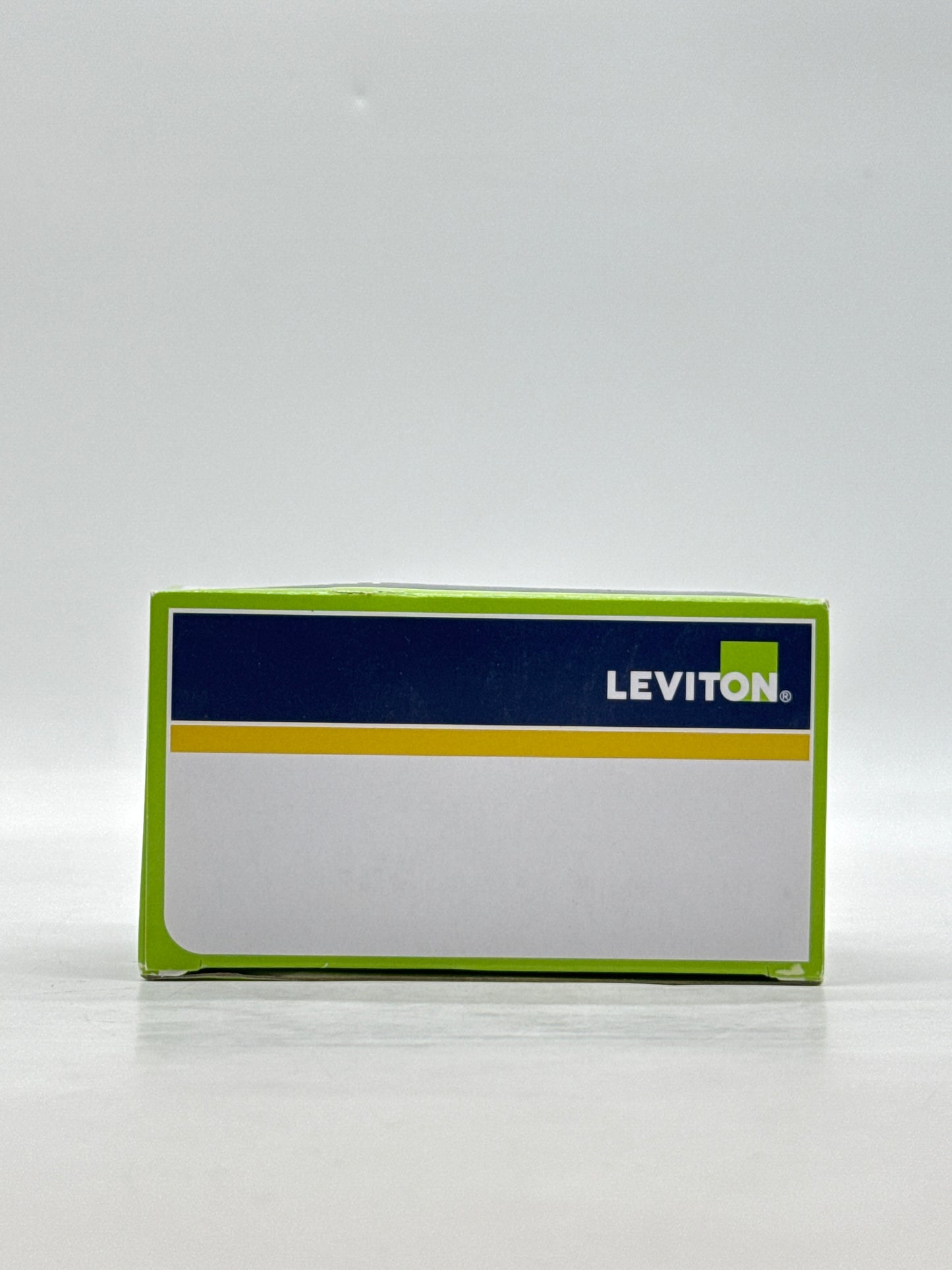 New Leviton OPP20-D2 Standard Occupancy Power Pack Sensor 20 AMP 24 VDC
