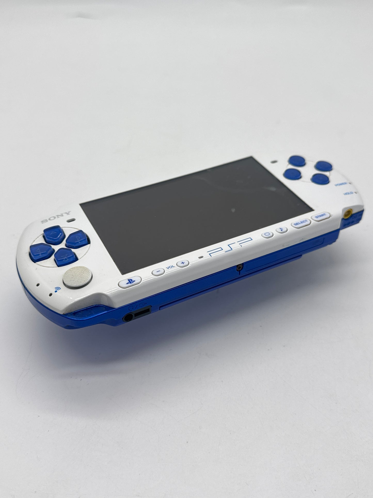 Sony PSP-3000 White/Blue Console Only #106 Right Side Buttons Bad READ AS IS