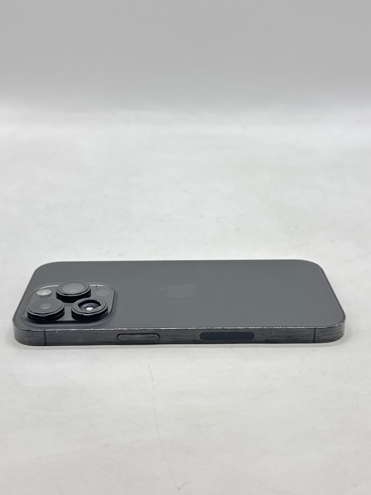 Unlocked Apple iPhone 14 Pro A2650 128GB Space Black - Bad Charging Port Read!