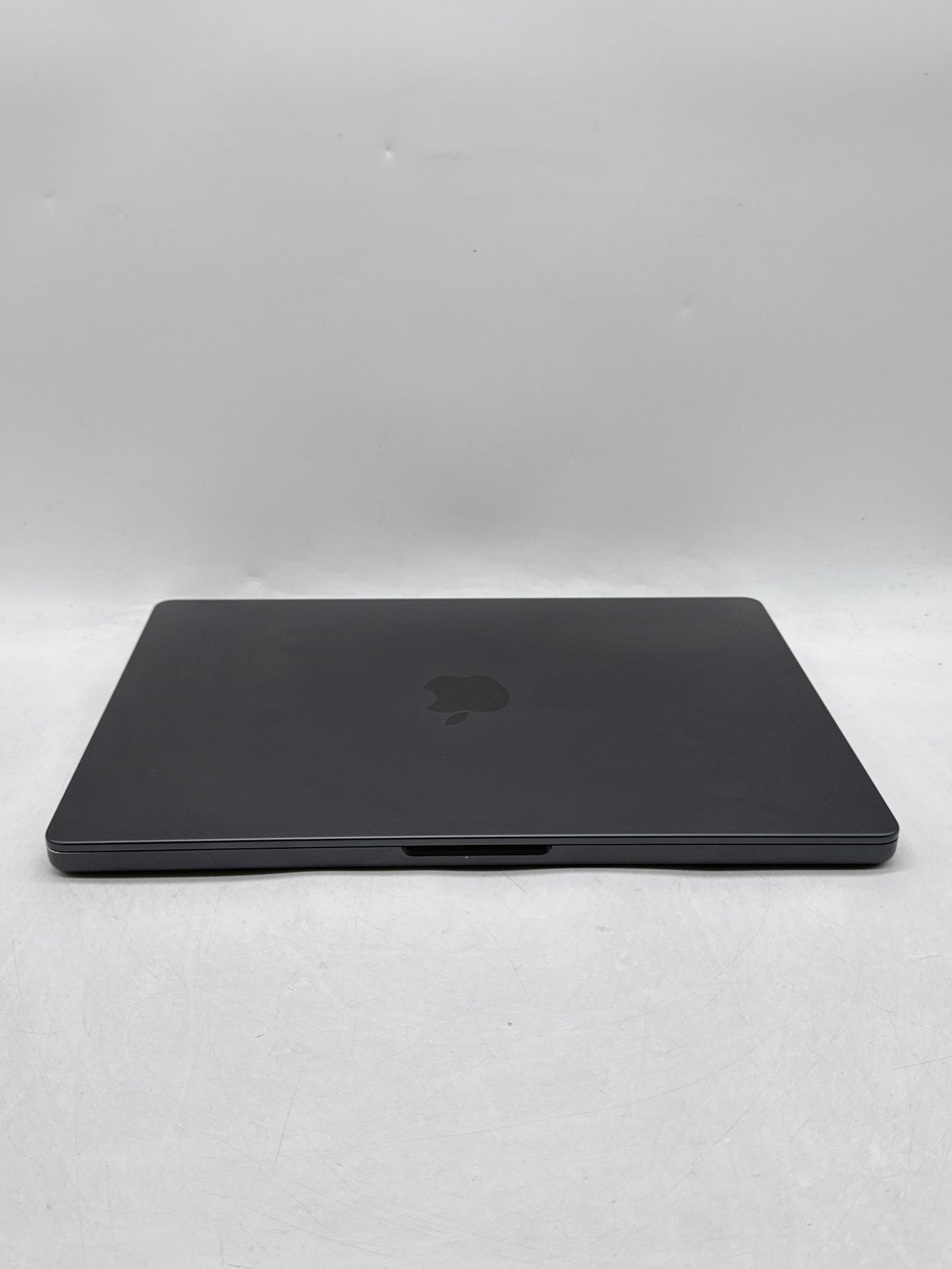 2025 Apple MacBook Pro 14.2" A3434 M5 10C-CPU 10C-GPU 16GB RAM 512GB SSD 30 Cycle