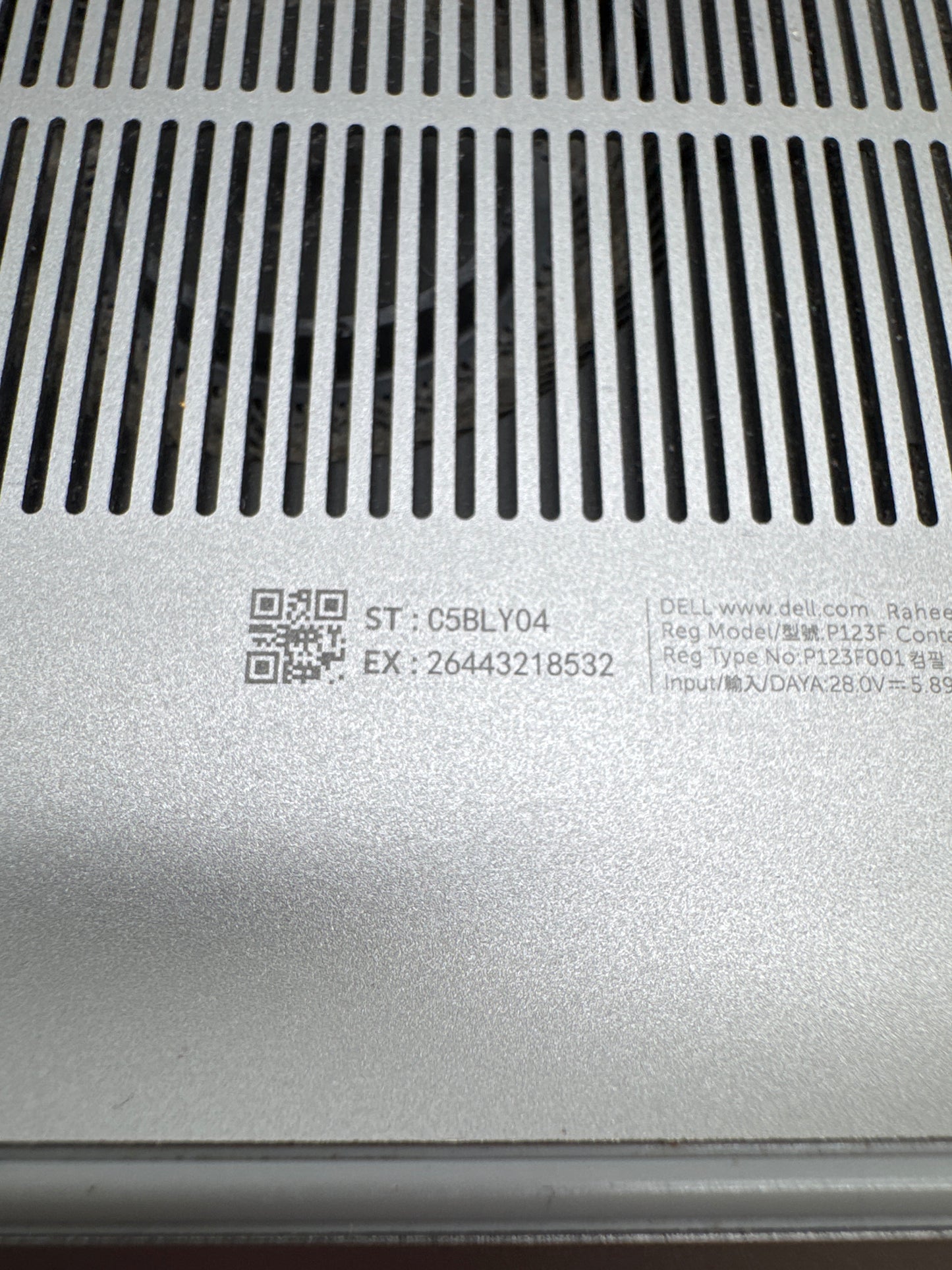 Dell Precision 5680 16" OLED Touch Core i7-13800H 1TB SSD 64GB RAM RTX A1000 Read