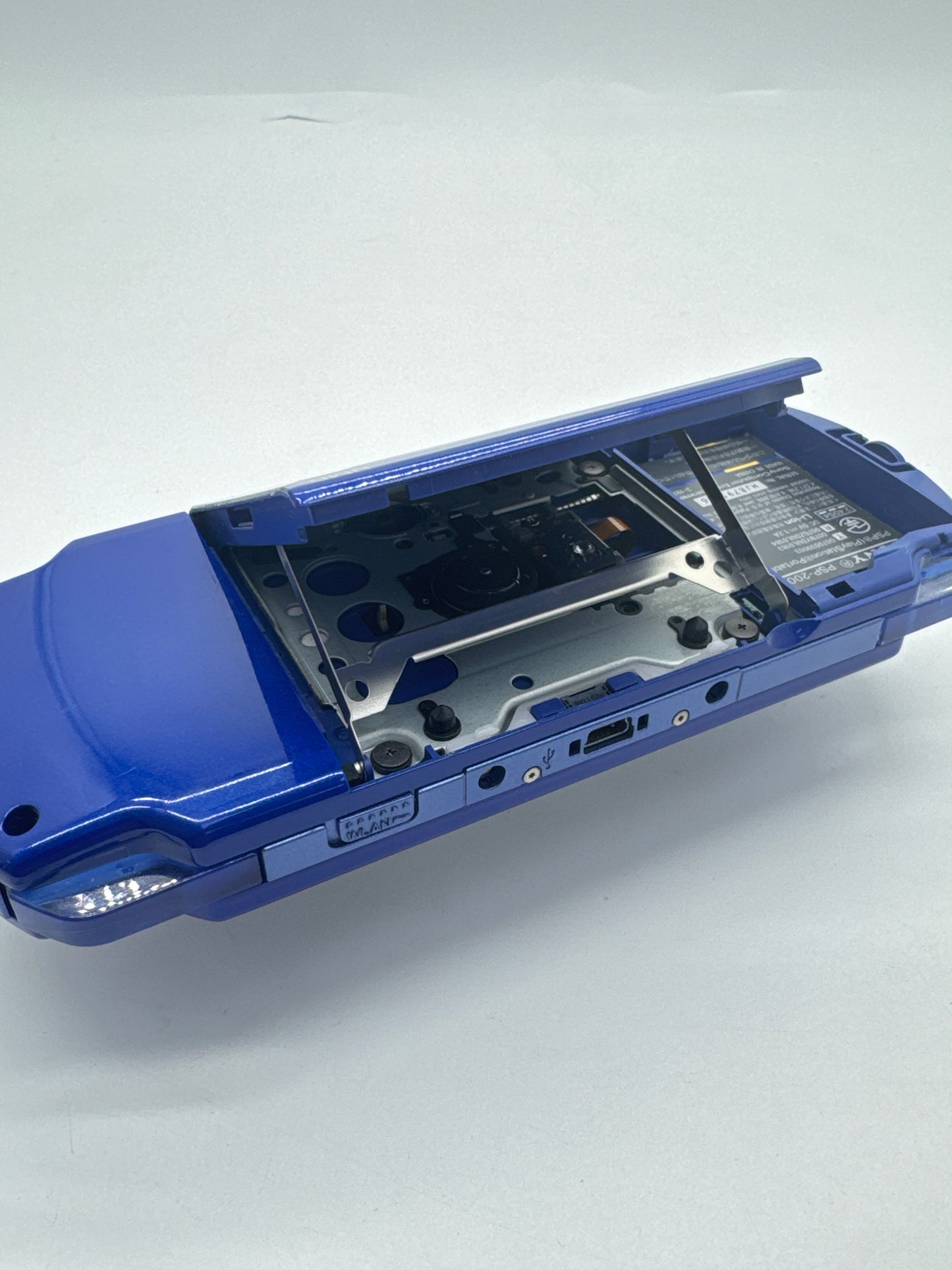 Sony PSP-2000 Blue Console Only #103 No Battery No Lid No Charger AS IS (Copy)