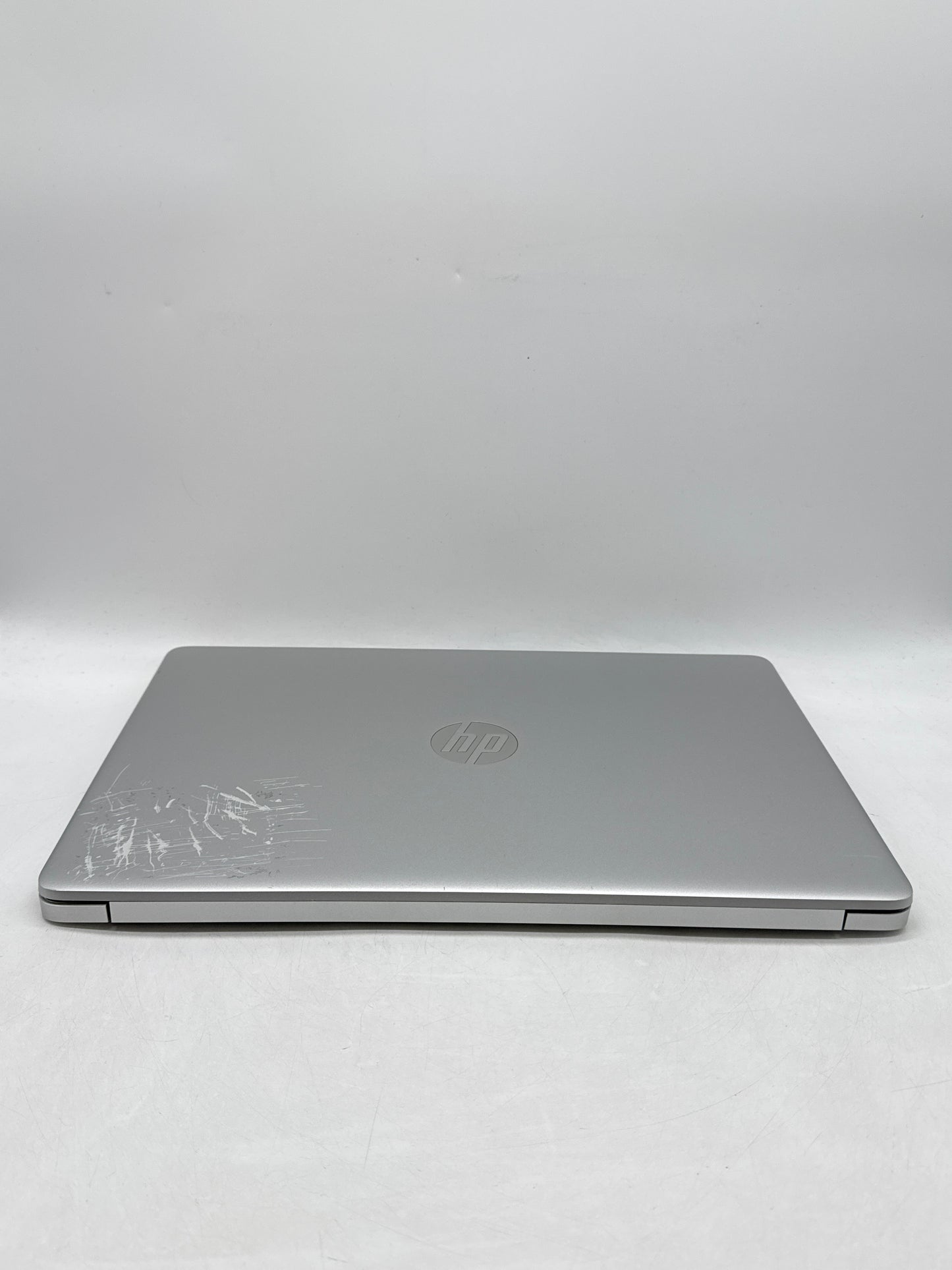 HP Laptop 15-dy2093dx 15.6" FHD Core i5-1135G7 2.40GHz 256GB SSD 8GB RAM