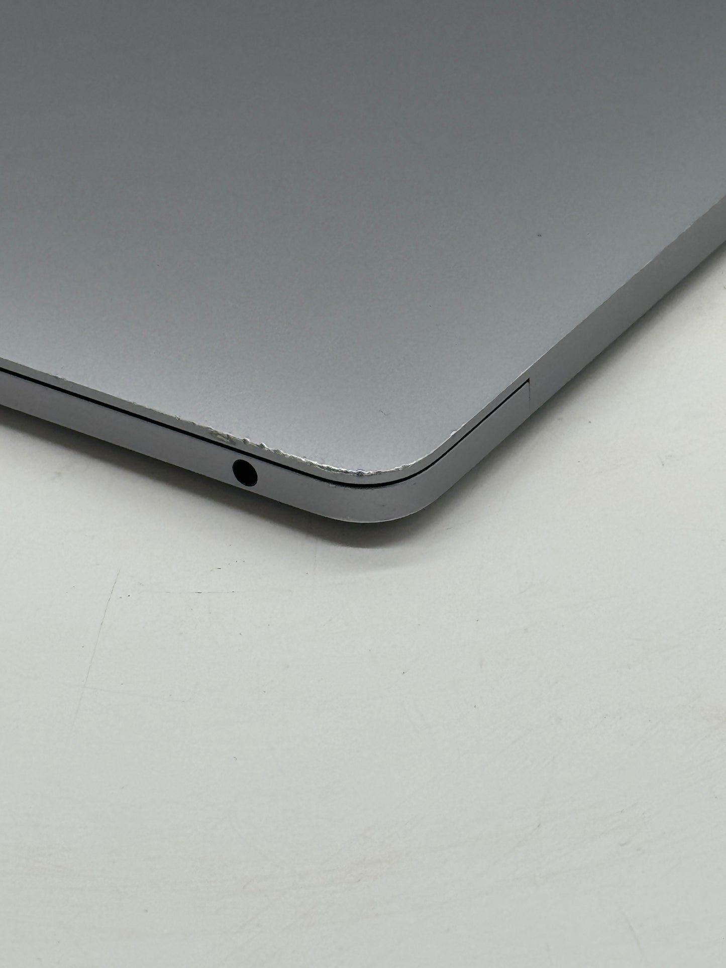 Apple MacBook Pro 13" A1708 2017 - Space Gray - 128GB, 8GB RAM