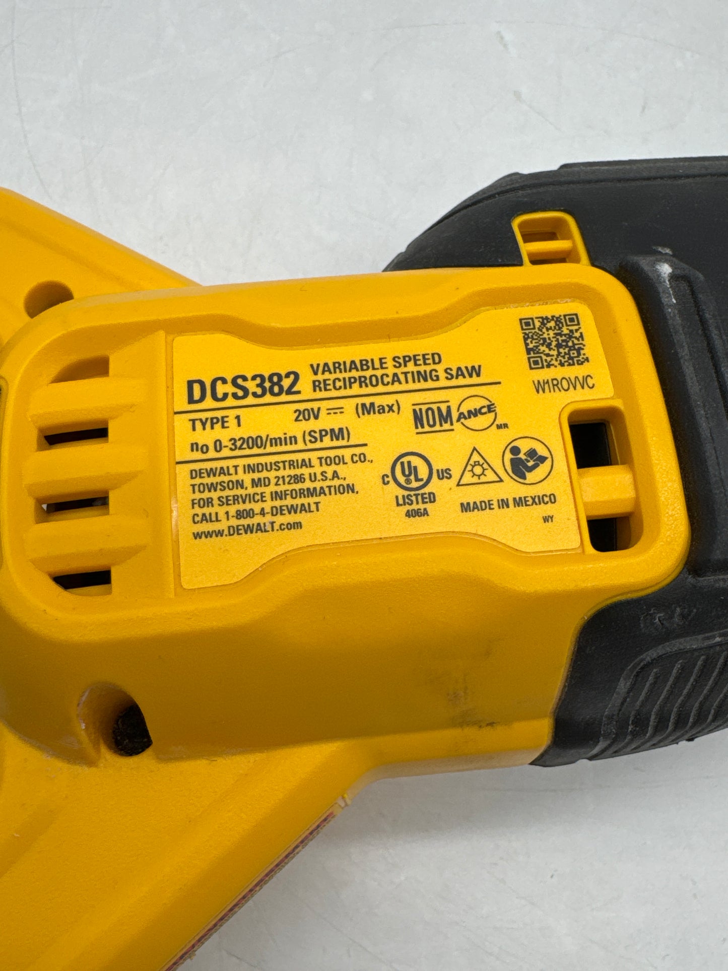 DEWALT DCS382 20V Max XR Brushless Cordless Reciprocating Saw0.