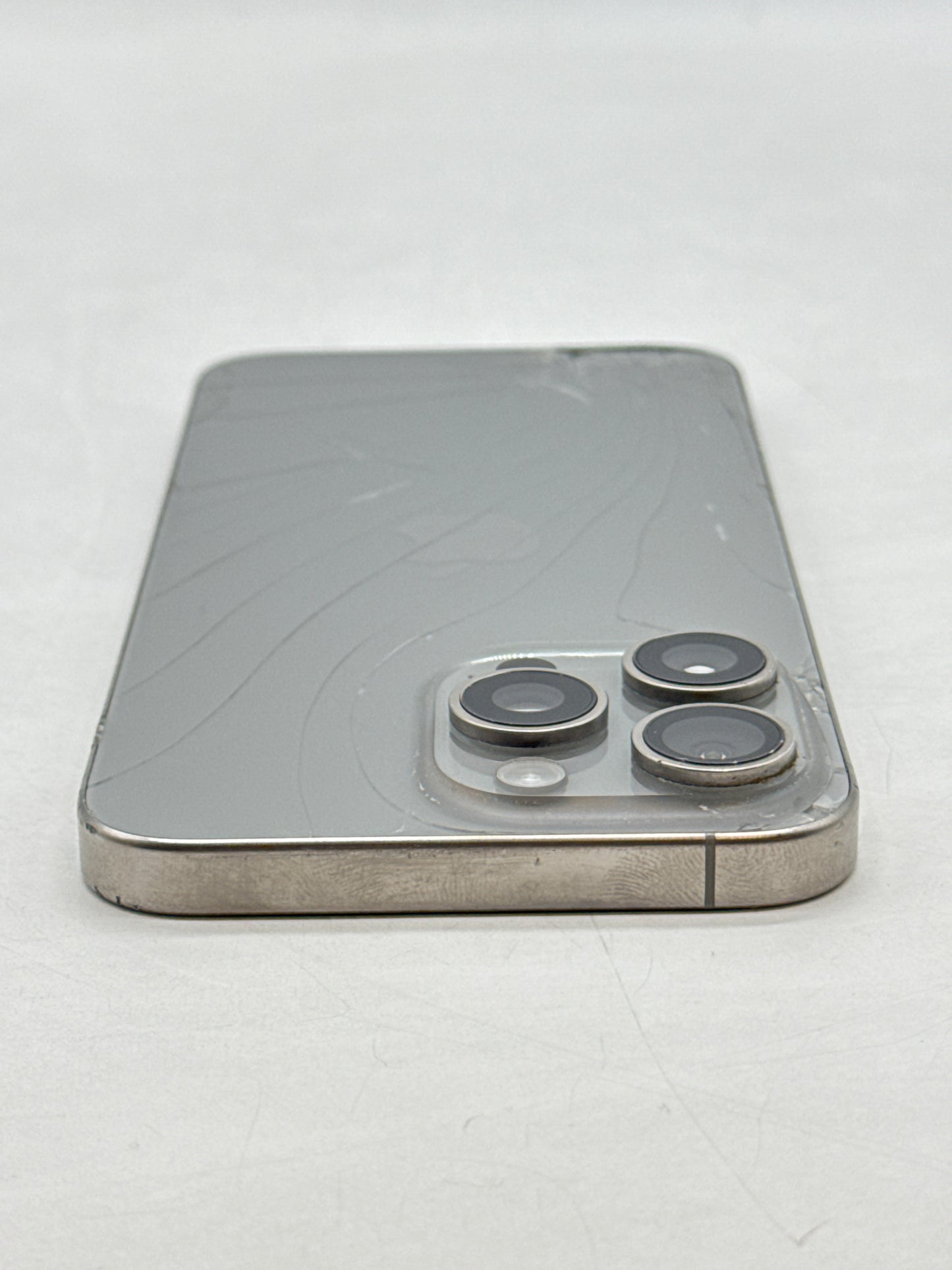 Unlocked Apple iPhone 15 Pro Max A2849 1TB Natural Titanium - Cracked Read!