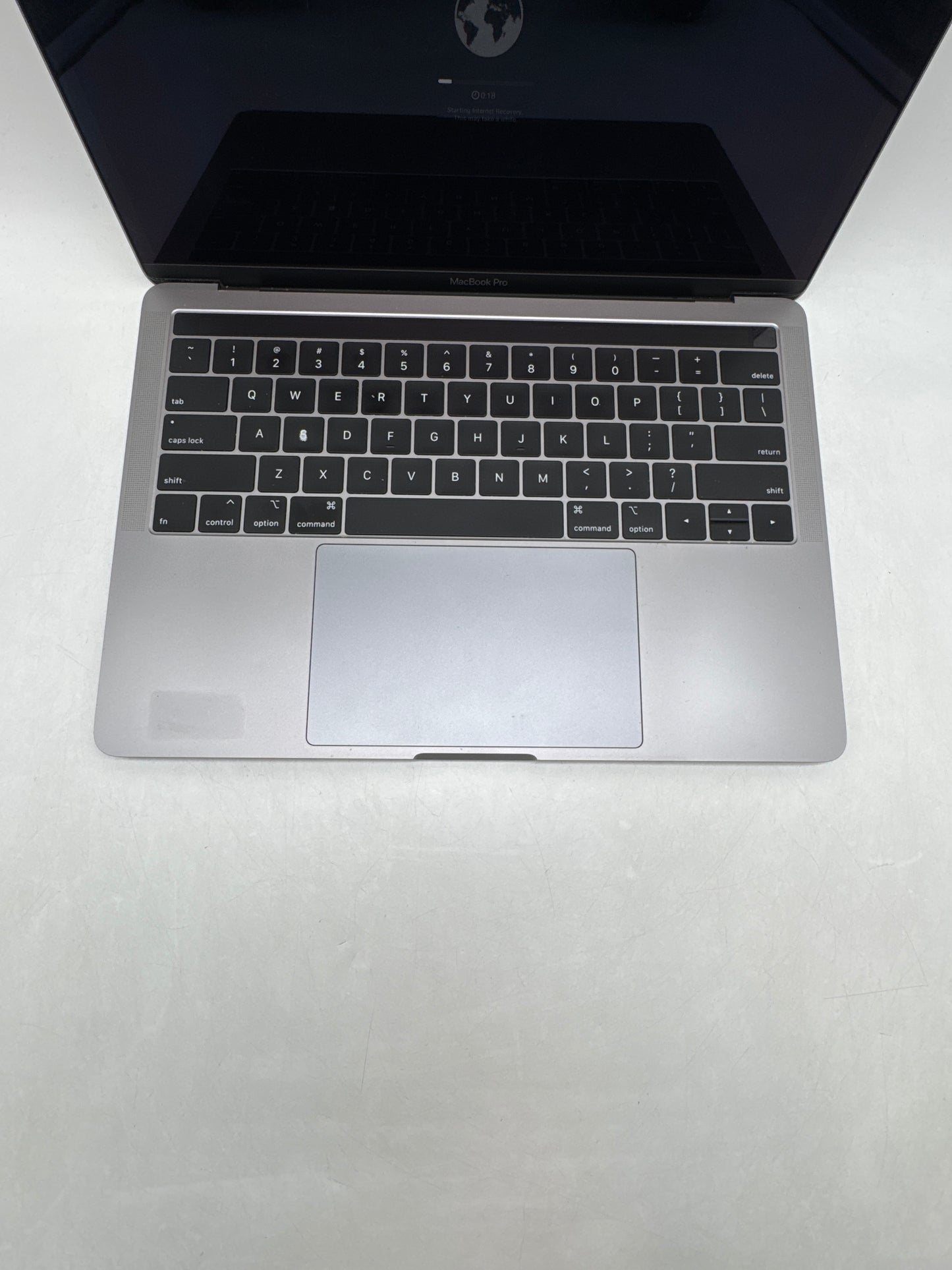 2018 Apple MacBook Pro 13" A1989 Core i5 2.3GHz 256GB SSD 8GB RAM -  No OS