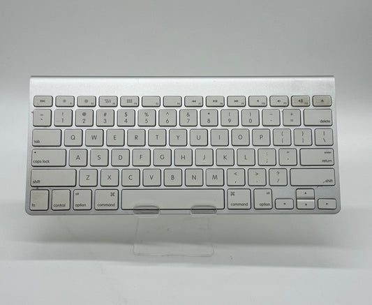 Apple Wireless Keyboard (A1314) - White - Used
