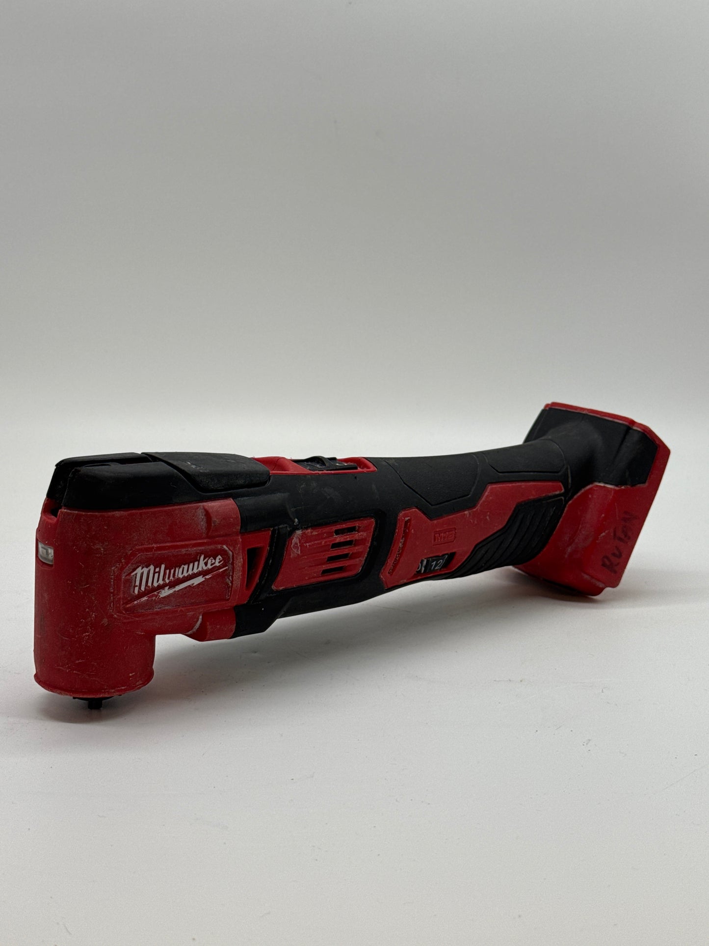 Milwaukee 2626-20 18V Cordless Multi-Tool Black - Used  (Tool Only)