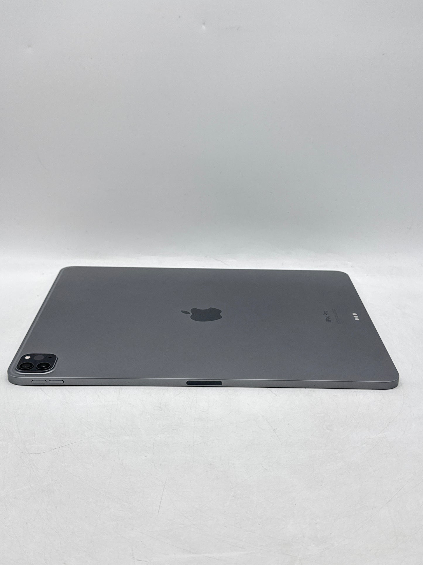 2022 Apple iPad Pro 6th gen 12.9" A2436 M2 128GB Wi-Fi Only Space Gray