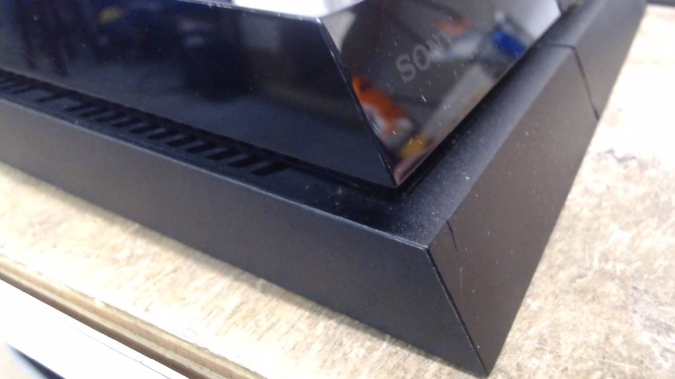 Sony PlayStation 4 PS4 500GB Console Only CUH-1001A - Cracked Body