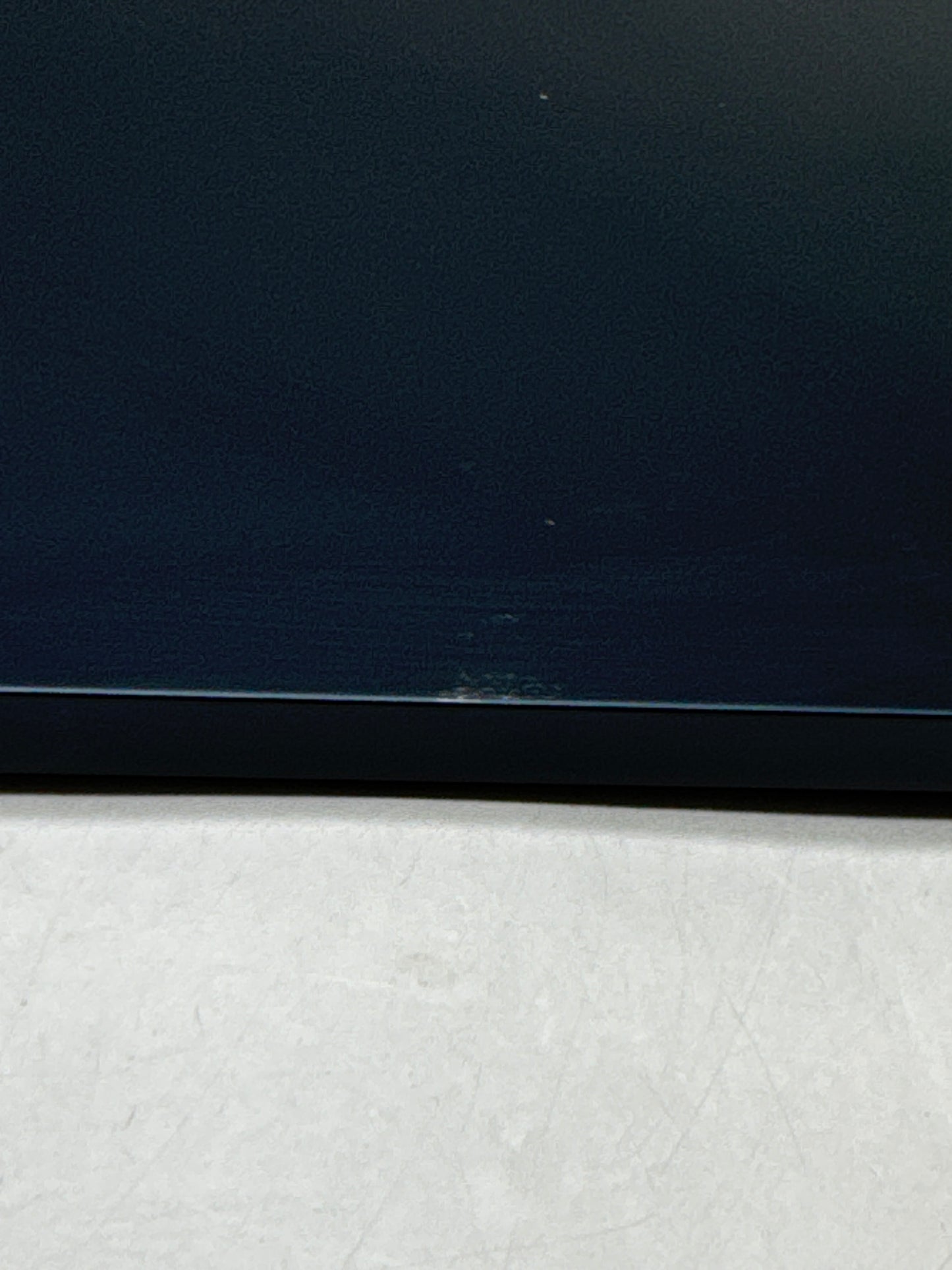 2023 Apple MacBook Air 15.3" A2941 M2 8C-CPU 10C-GPU 8GB RAM 256GB SSD 100% BH