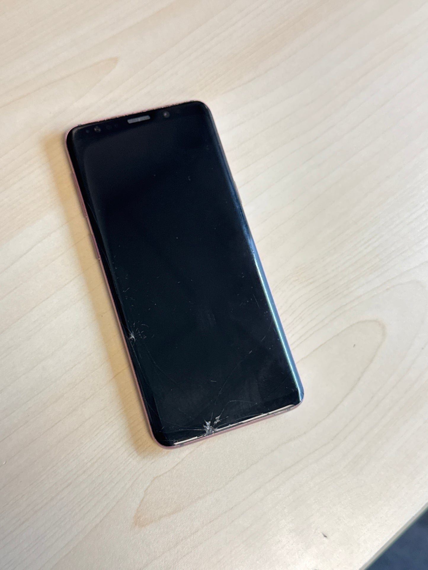 T-Mobile Samsung Galaxy S9 5.8" SM-G960U 64GB 4GB RAM Lilac Purple - Cracked Screen