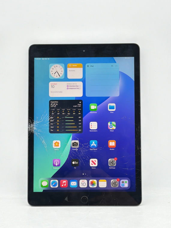 Apple iPad 7th Gen A2197 128GB Wi-Fi Only Space Gray - Cracked Sceen Read!