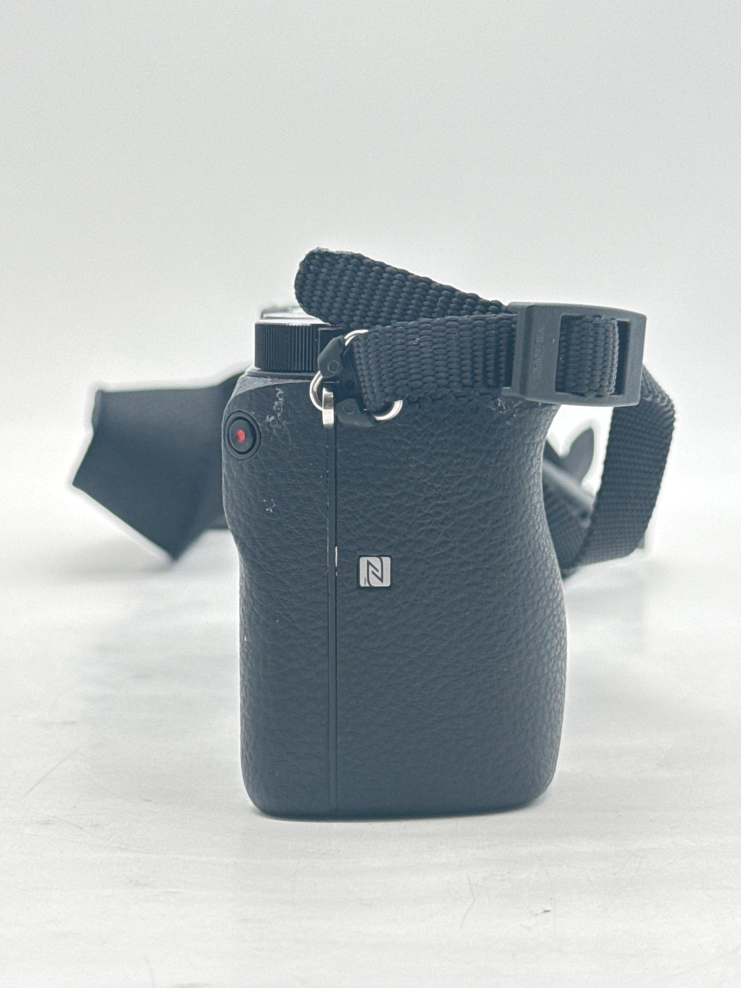 Sony A6000 24.3 MP Mirrorless Digital SLR Camera W/SD Card & Adapter - Black