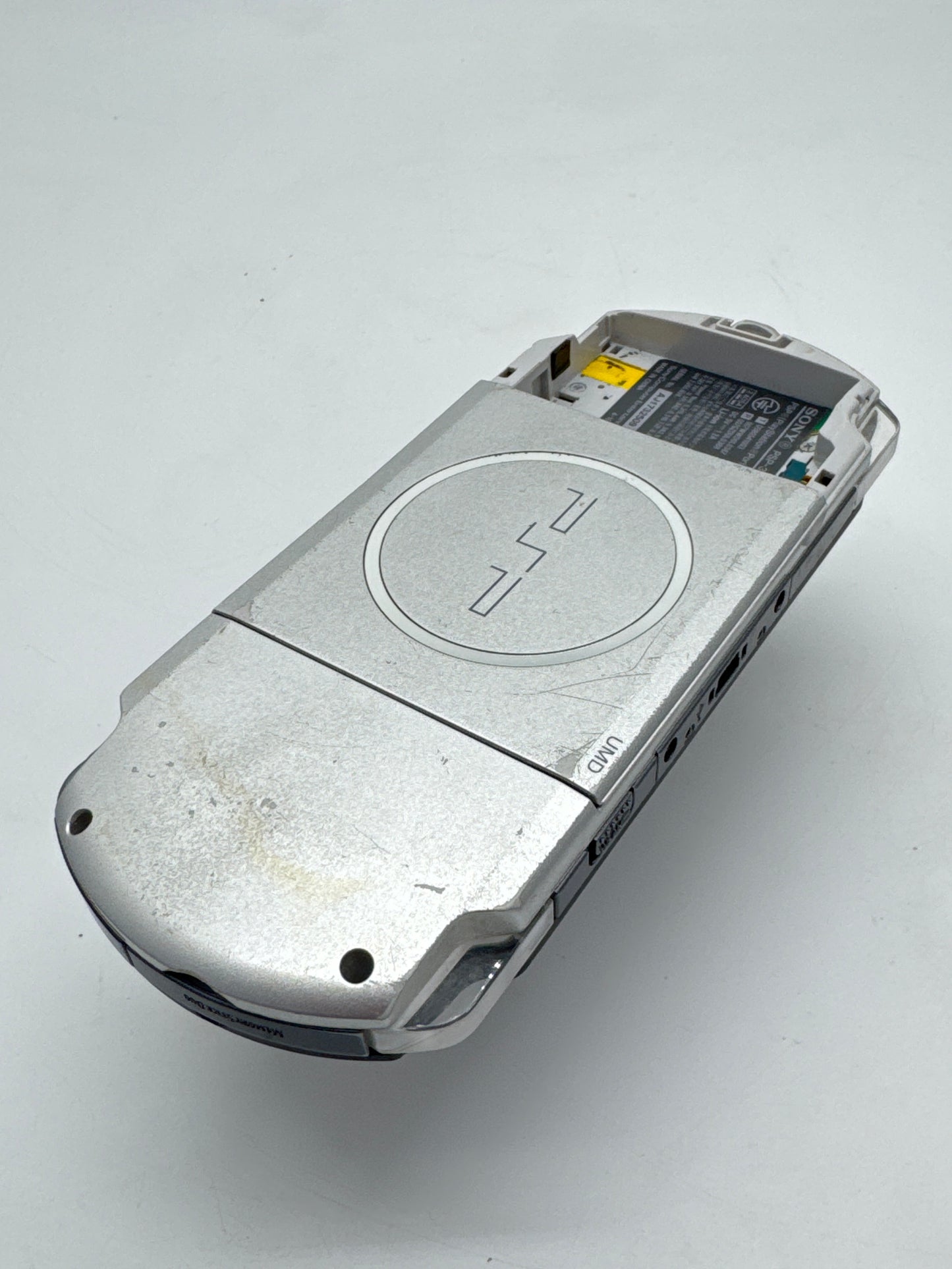 Sony PSP-3000 Console #231 No Battery or Lid No Charger BAD UMD DRIVE AS IS