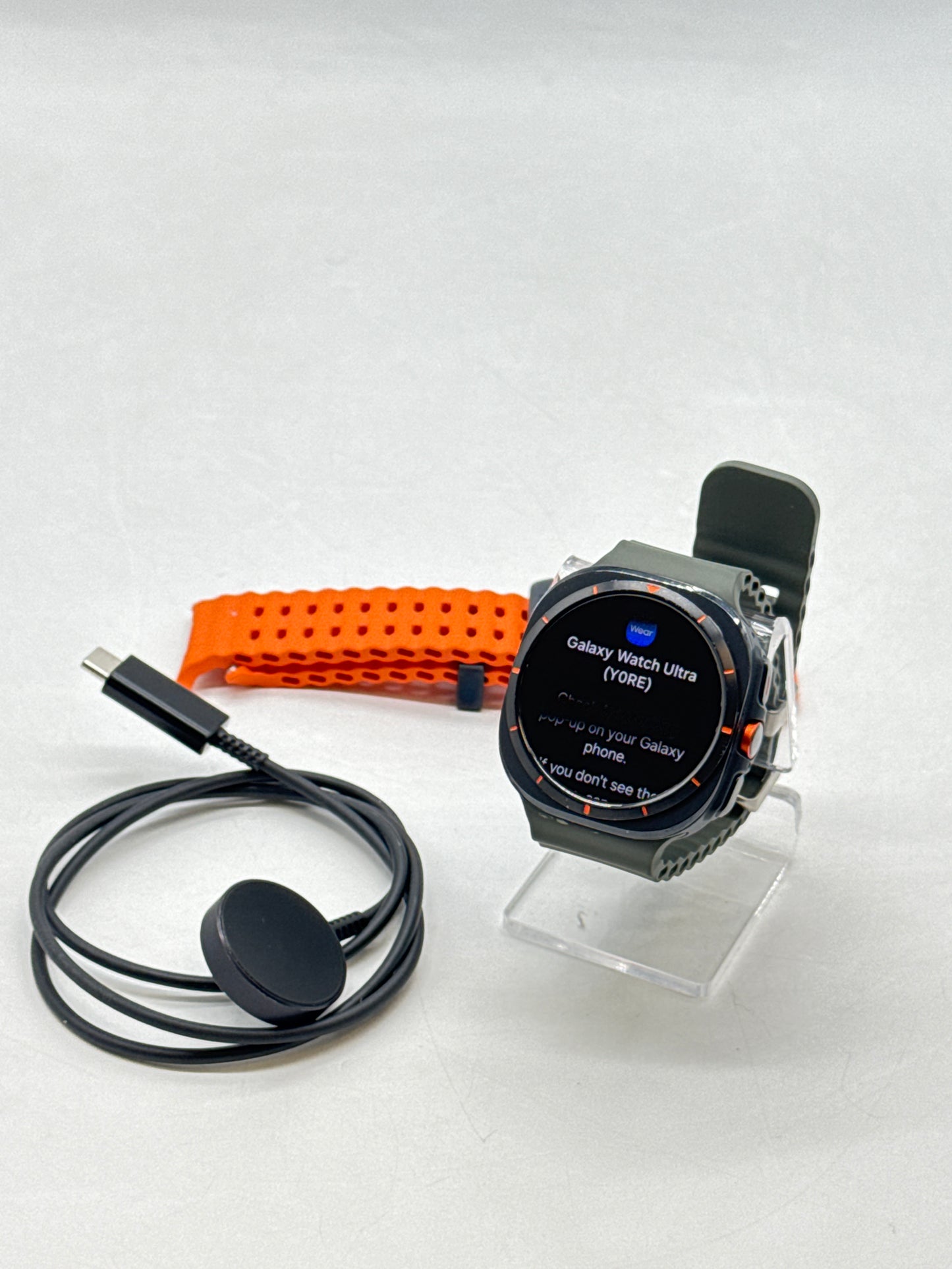 Unlocked Samsung Galaxy Watch Ultra SM-L705U 47mm Cellular Titanium Gray