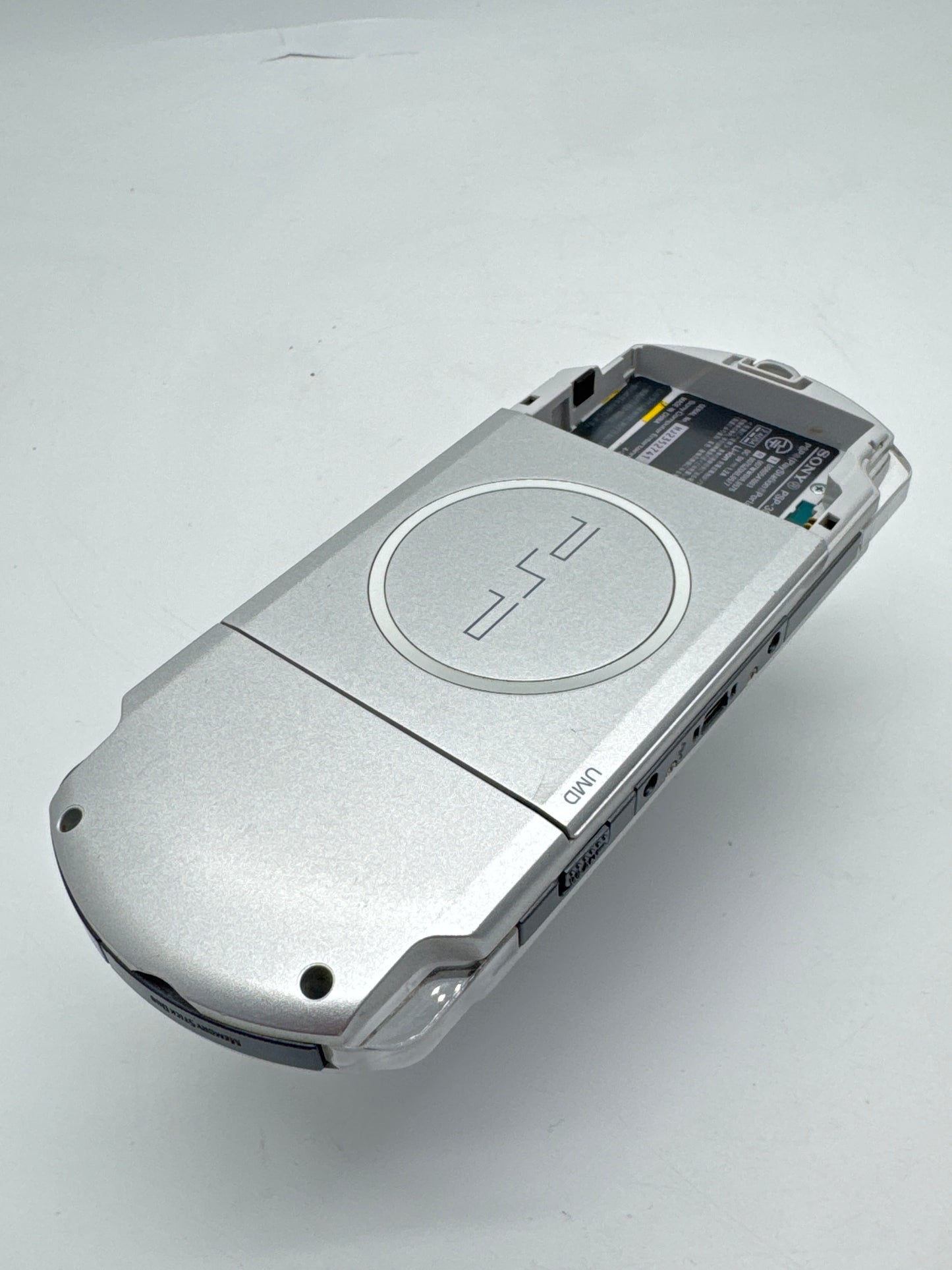 Sony PSP-3000 Silver Console #234 No Battery or Back Lid No Charger AS IS