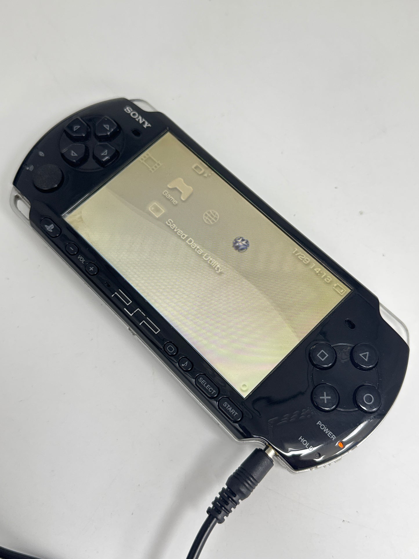 Sony PSP-3000 Black Console #307 No Battery or Lid No Charger BAD UMD & SCREEN AS IS
