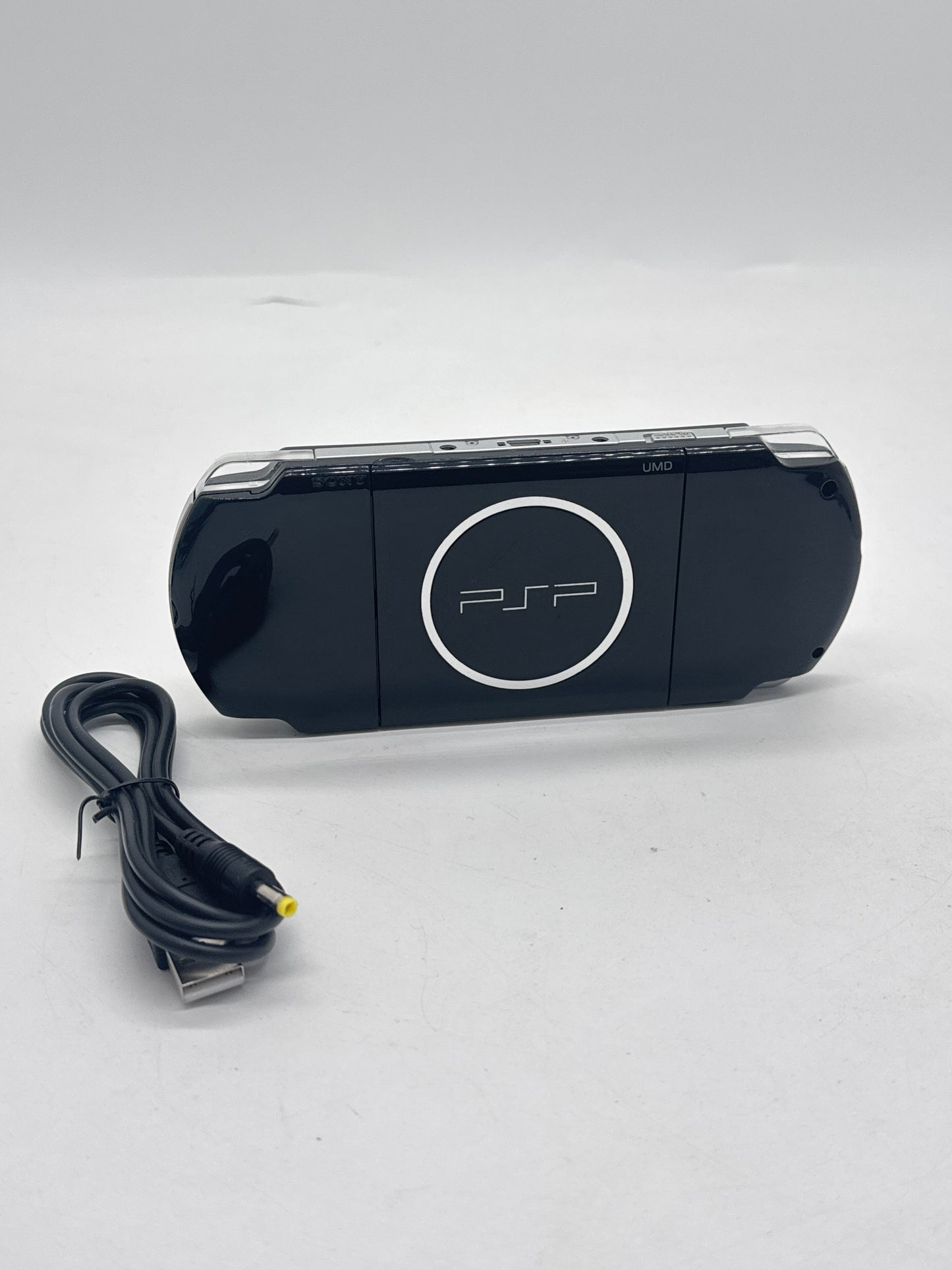 Sony PlayStation Portable PSP-3000 Piano Black Console #359 w/ 1GB Memory & Charger