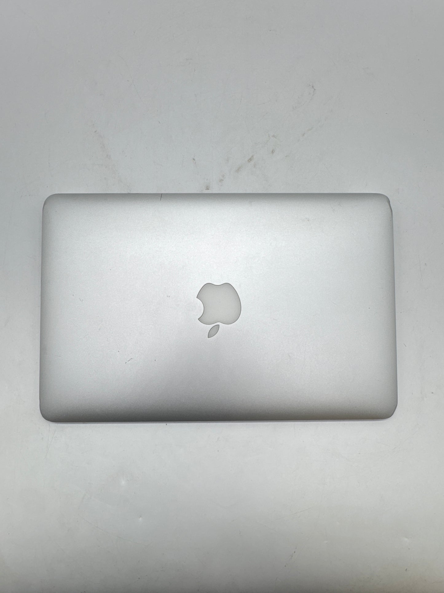 2015 Apple MacBook Air 11.6" A1465 Intel Core i5 4GB RAM 128GB Silver  !READ