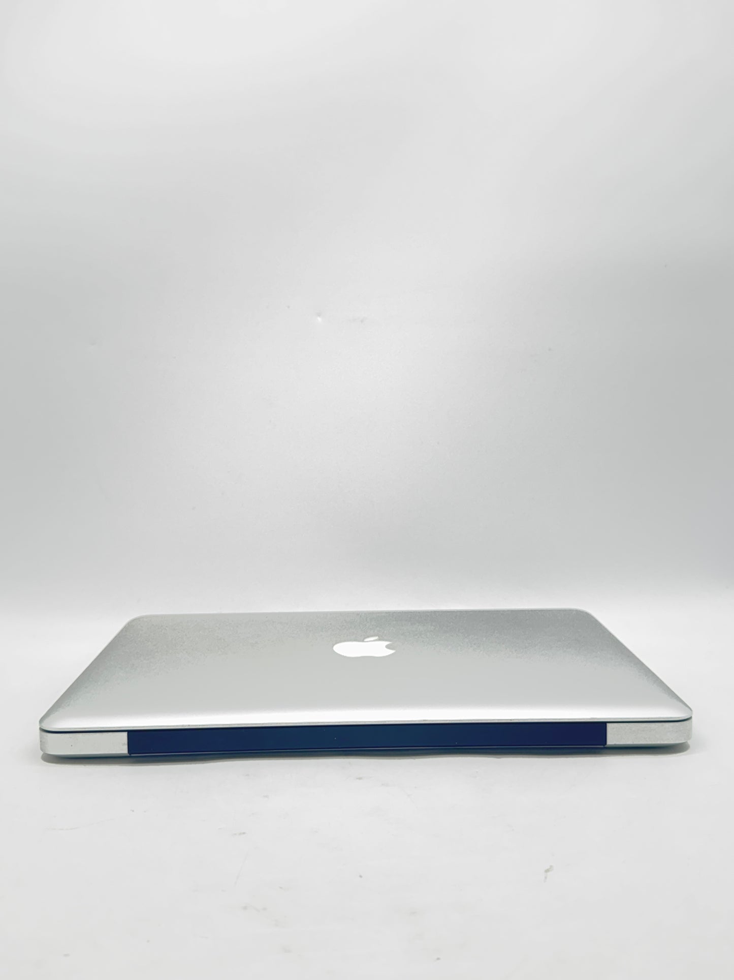 2009 Apple MacBook Pro 13.3" A1278 Intel Core 2 Duo 4GB RAM 250GB HDD