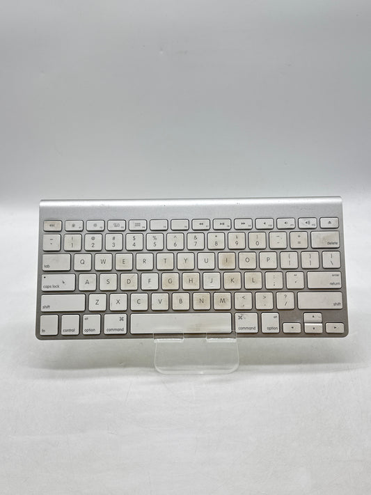 Apple A1314 Wireless Keyboard White - Untested