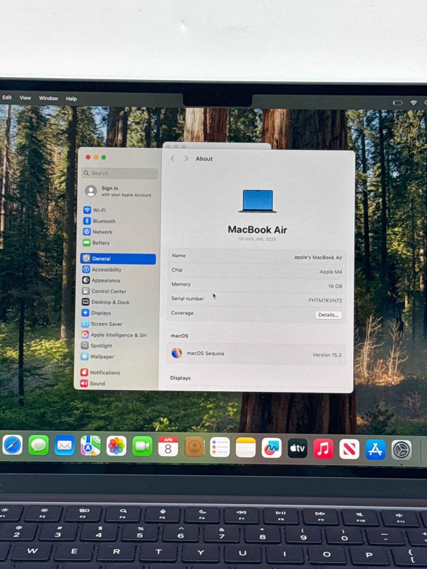 2025 Apple MacBook Air 13.6" A3240 M4 10C-CPU 10C-GPU 16GB RAM 512GB SSD 12 Cycle