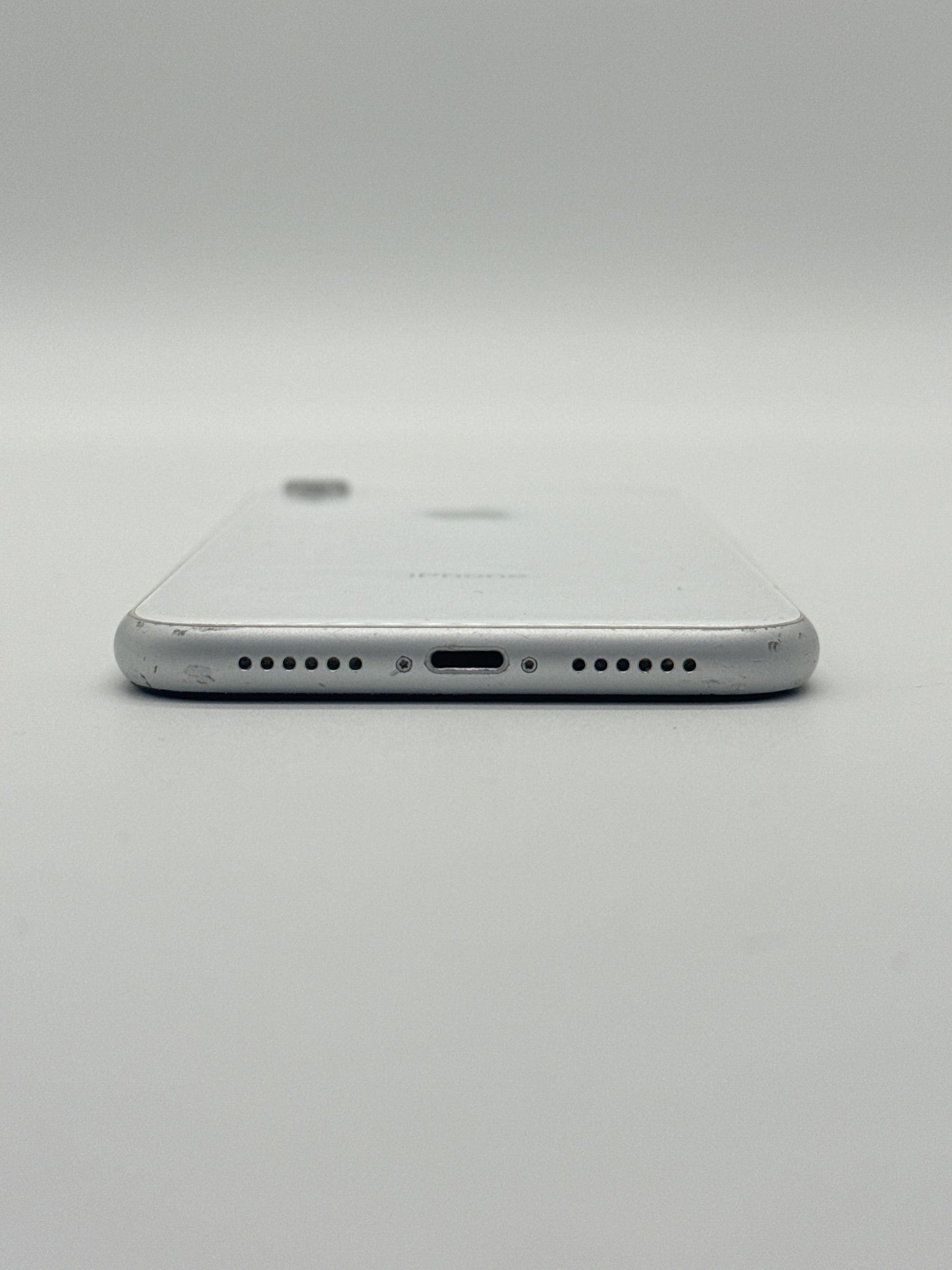 Unlocked Apple iPhone XR - 64GB -  Bad Digitizer Face ID Issue Cracked Back