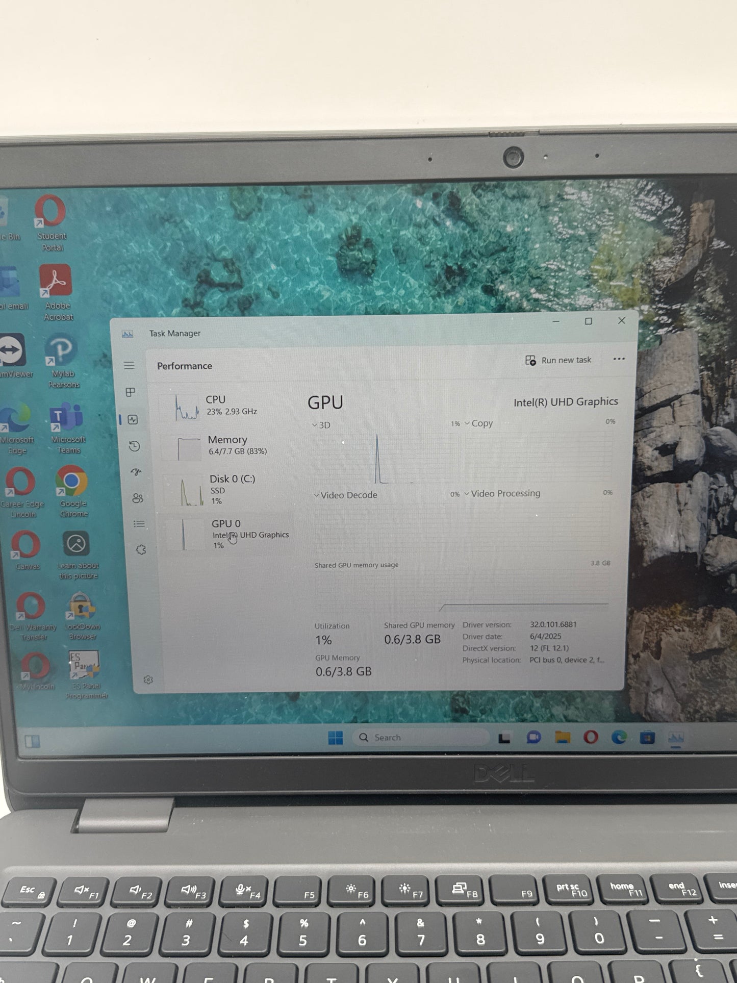 Dell Latitude 3540 15.6" Core i3-1215U 1.20GHz 8GB RAM 256GB SSD Laptop