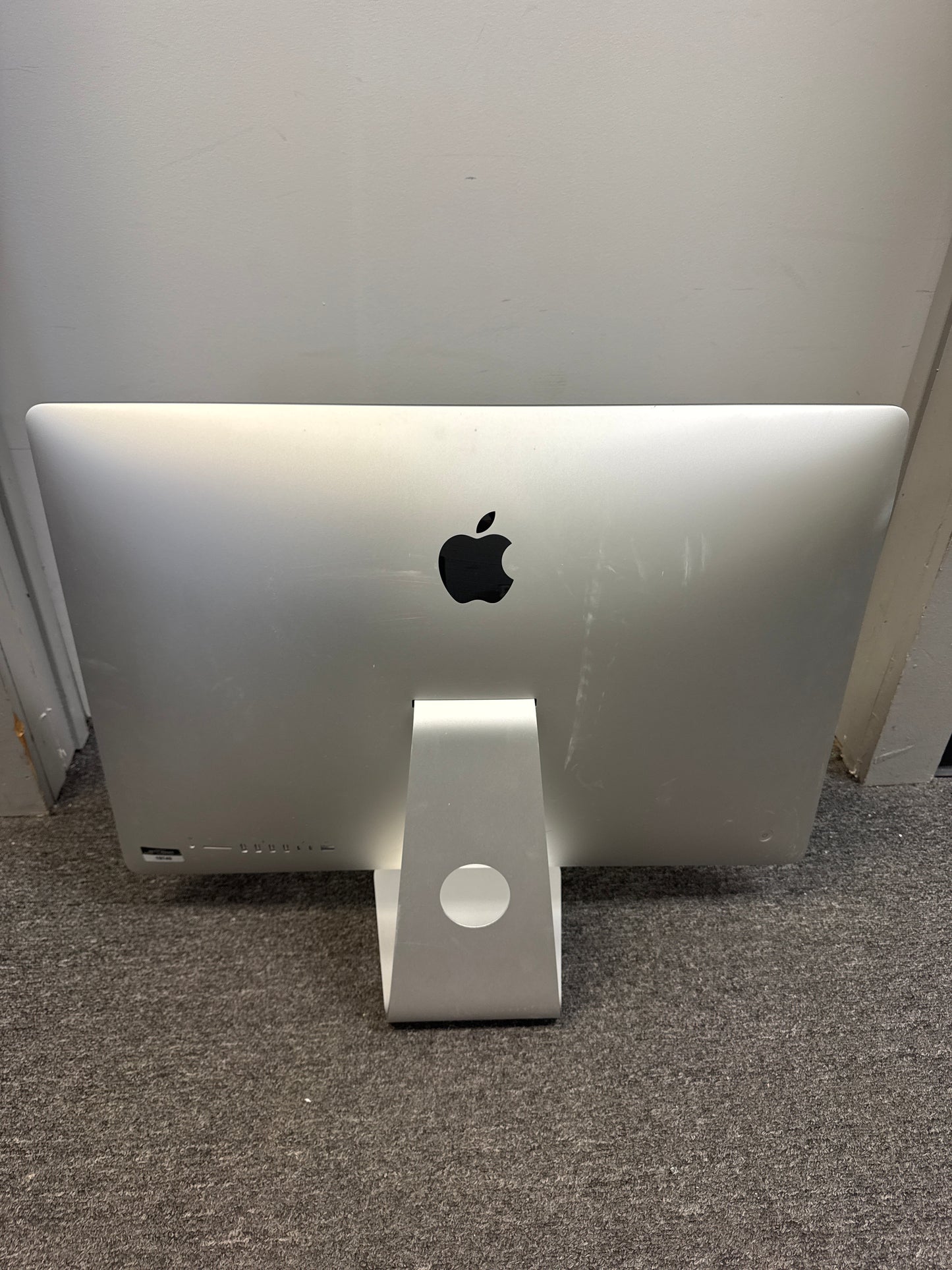 2020 Apple iMac 27" Retina 5K A2115 Core i7 3.8GHz 16GB RAM 1TB SSD - Cracked Screen