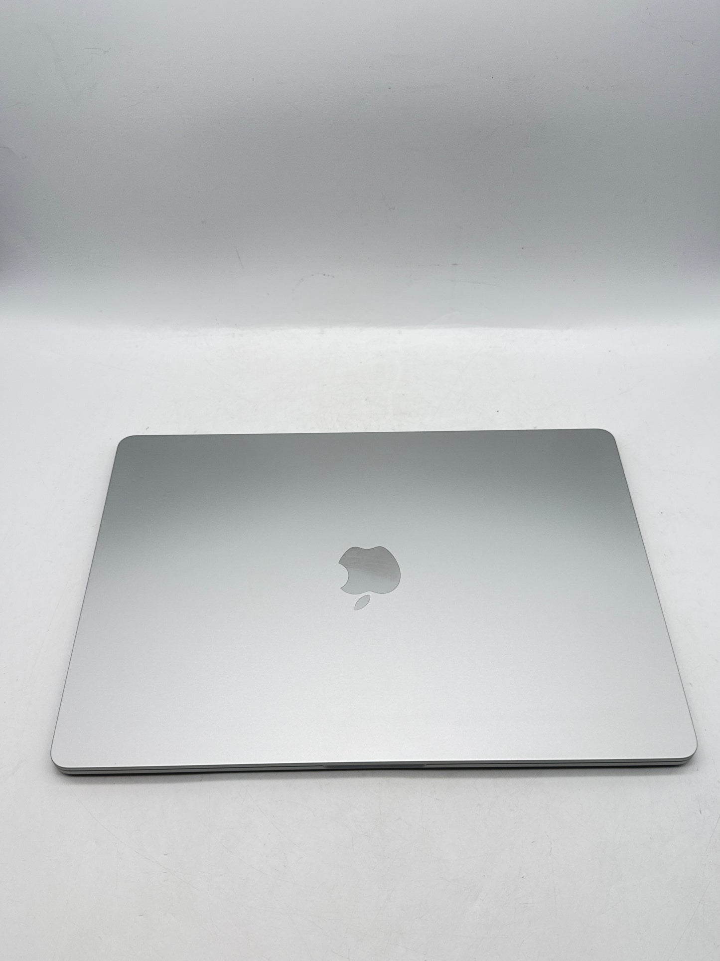 Apple MacBook Air 15-inch A3114 M3 24GB RAM 1TB SSD 2024 Silver