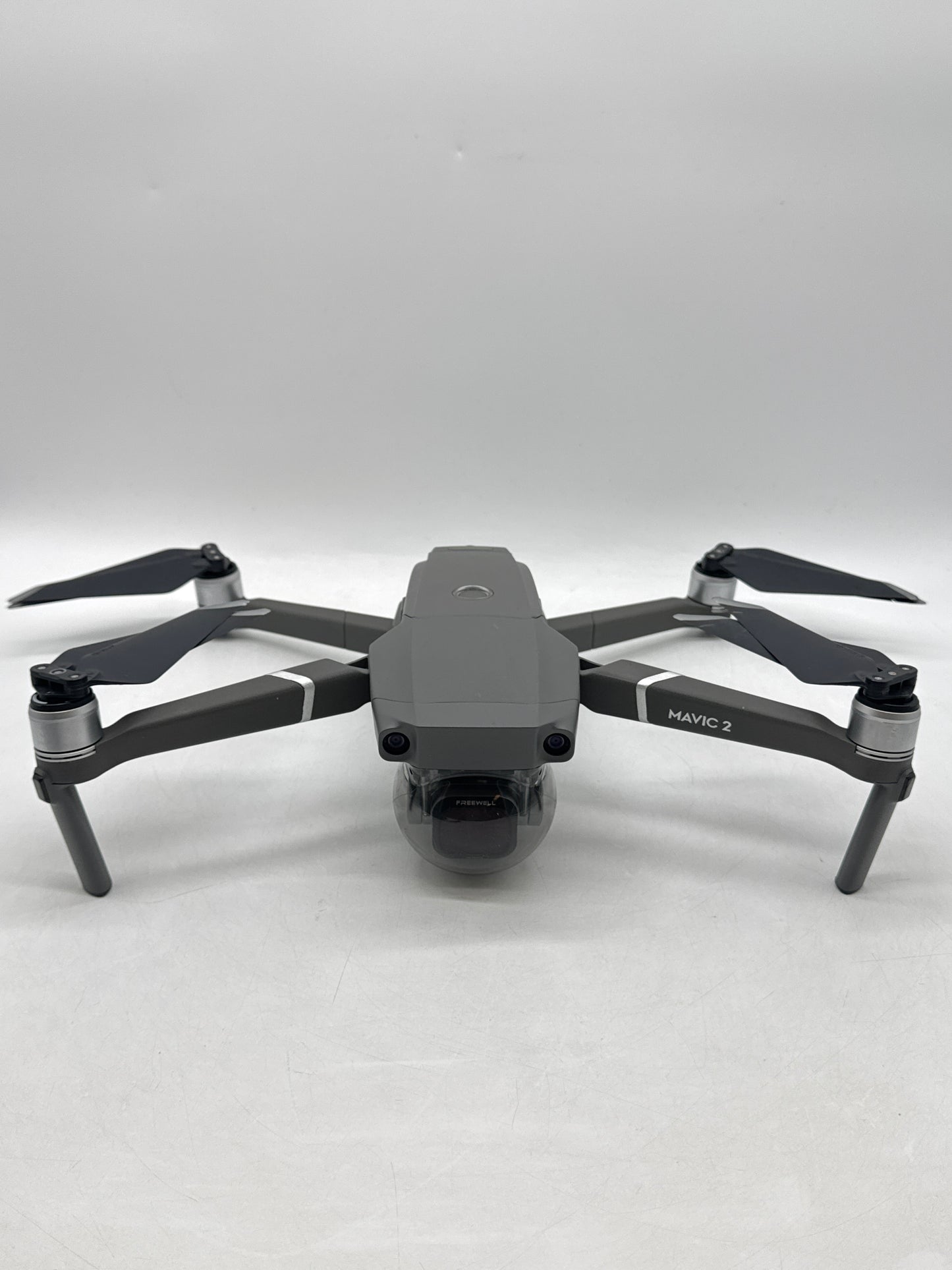 DJI Mavic 2 Pro Quadcopter Drone Bundle !Read