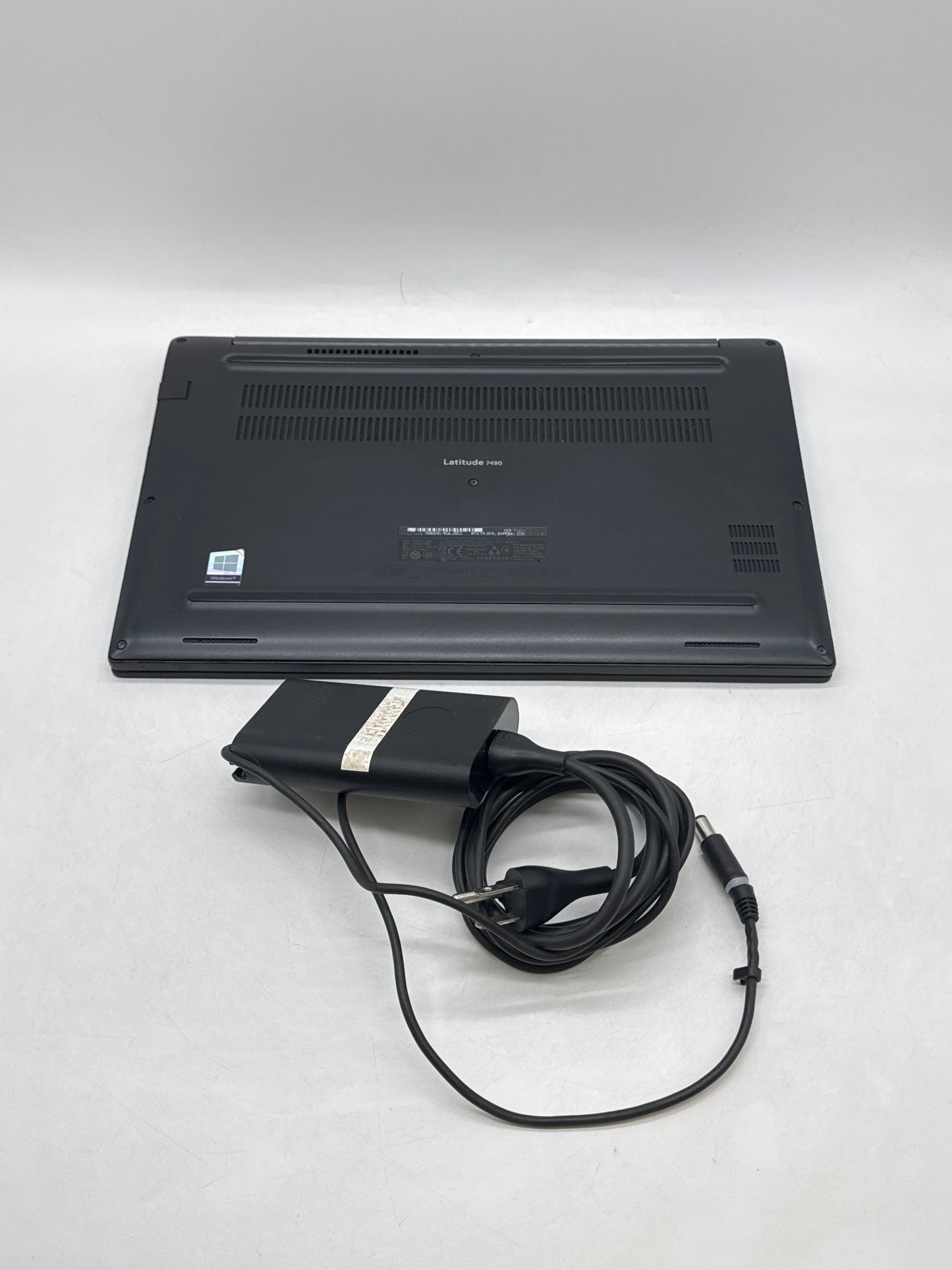 Dell Latitude 7490 14" HD Core i5-8350U 1.7GHz 256GB SSD 8GB RAM - Bad Battery