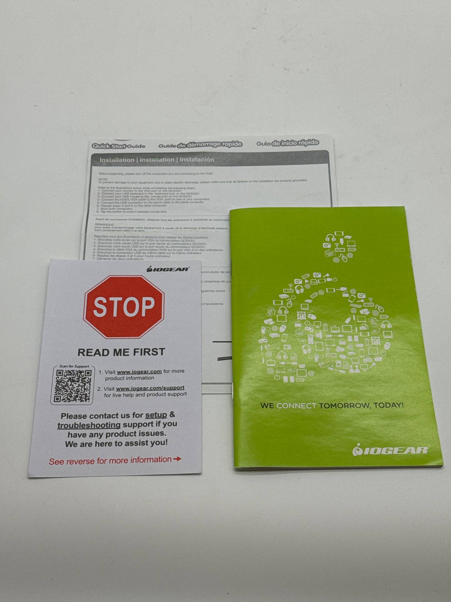 IOGEAR GCS42UW6 2-Port Compact USB VGA KVM Switch w/ Built-In Cables MAC OR PC