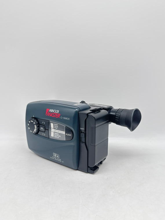 Minolta Master C-560C Camcorder Black - Untested