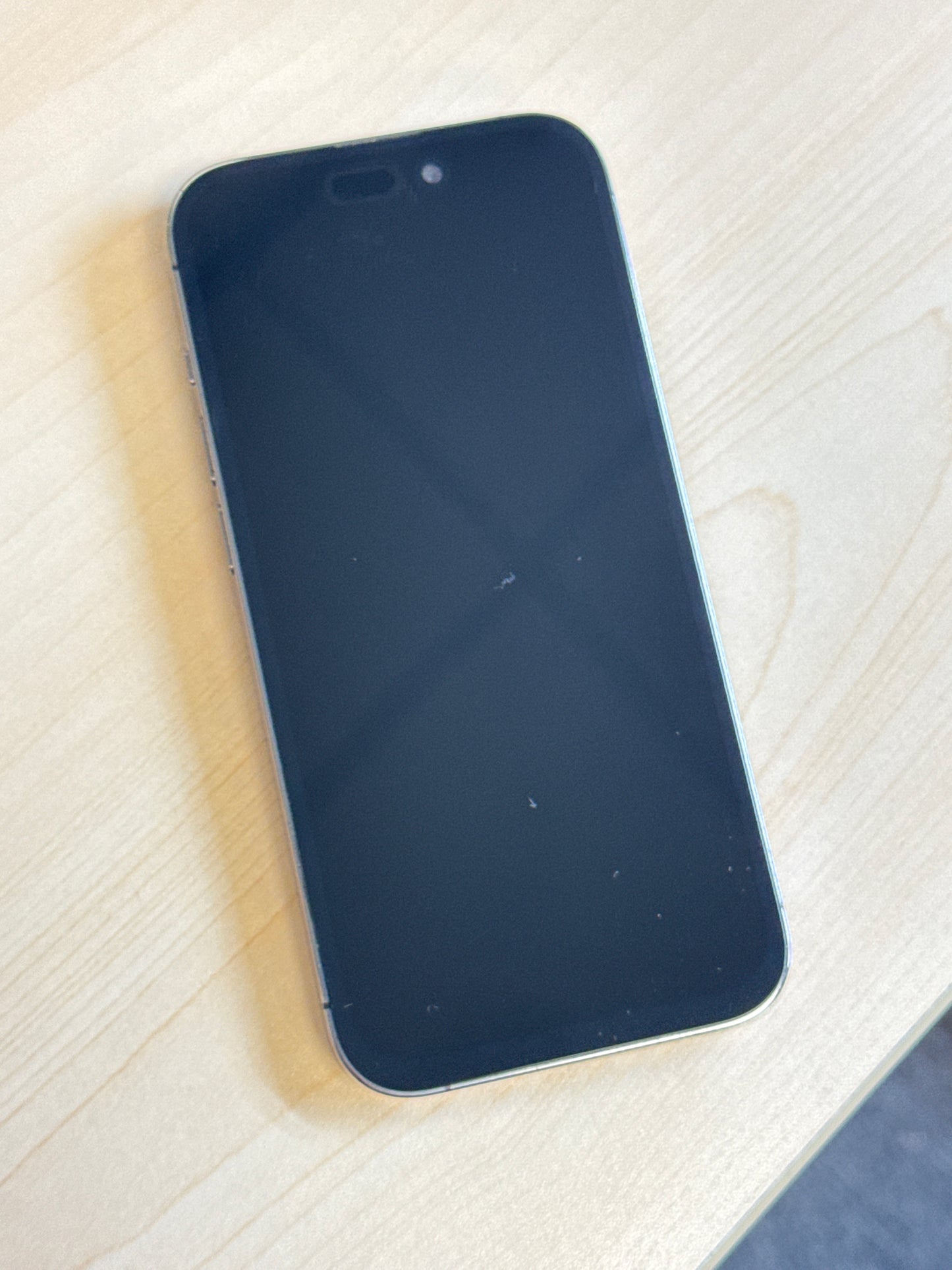 Unlocked Apple iPhone 14 Pro A2650 128GB Deep Purple - Read!